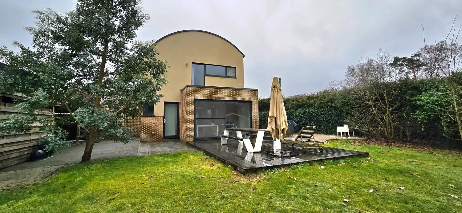 Ruime moderne woning op een perceel van 10a 12ca in een rustige, bosrijke omgeving te koop foto 22