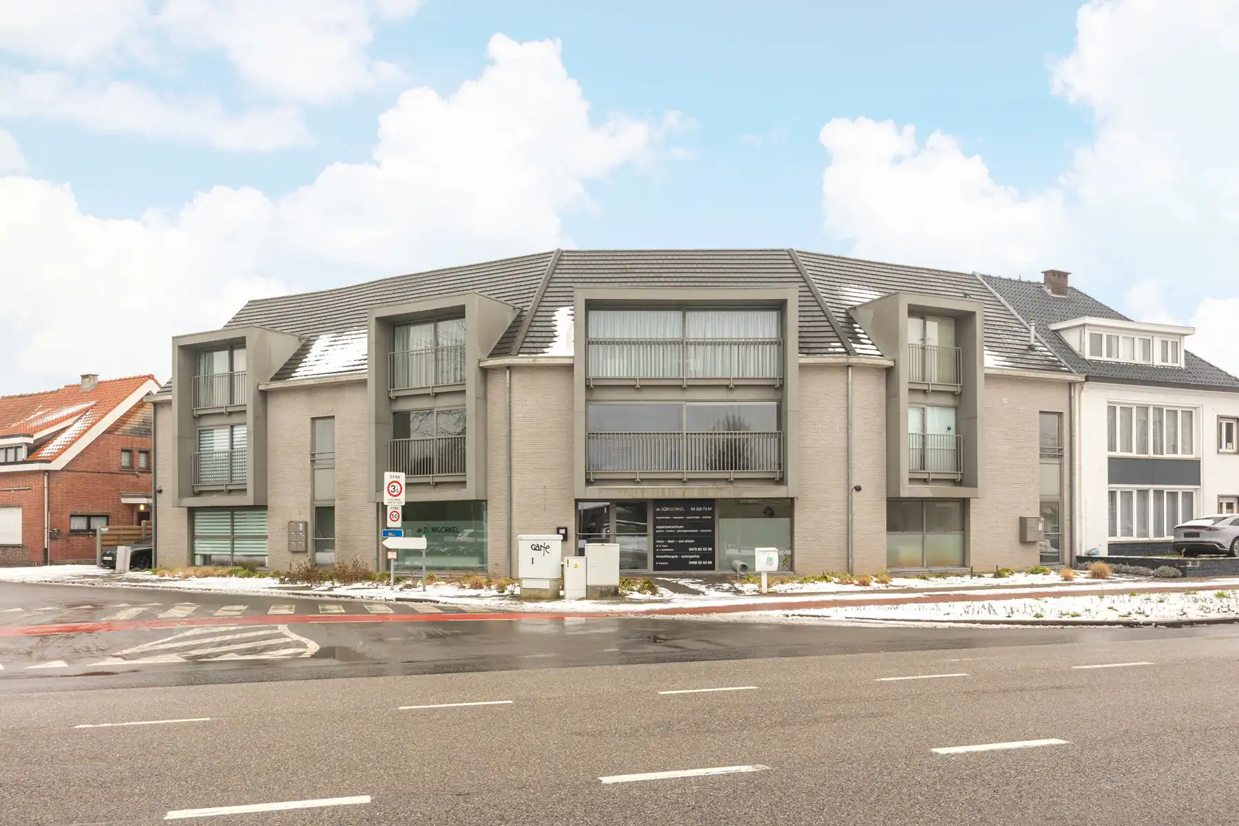 Instapklare kantoor- of praktijkruimte met parking – 86 m² foto 2