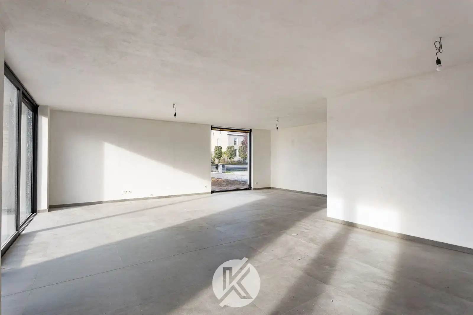 Centraal gelegen halfopen nieuwbouwwoning foto 7