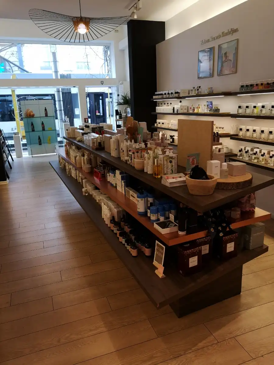 TOP gelegen handelspand foto 3