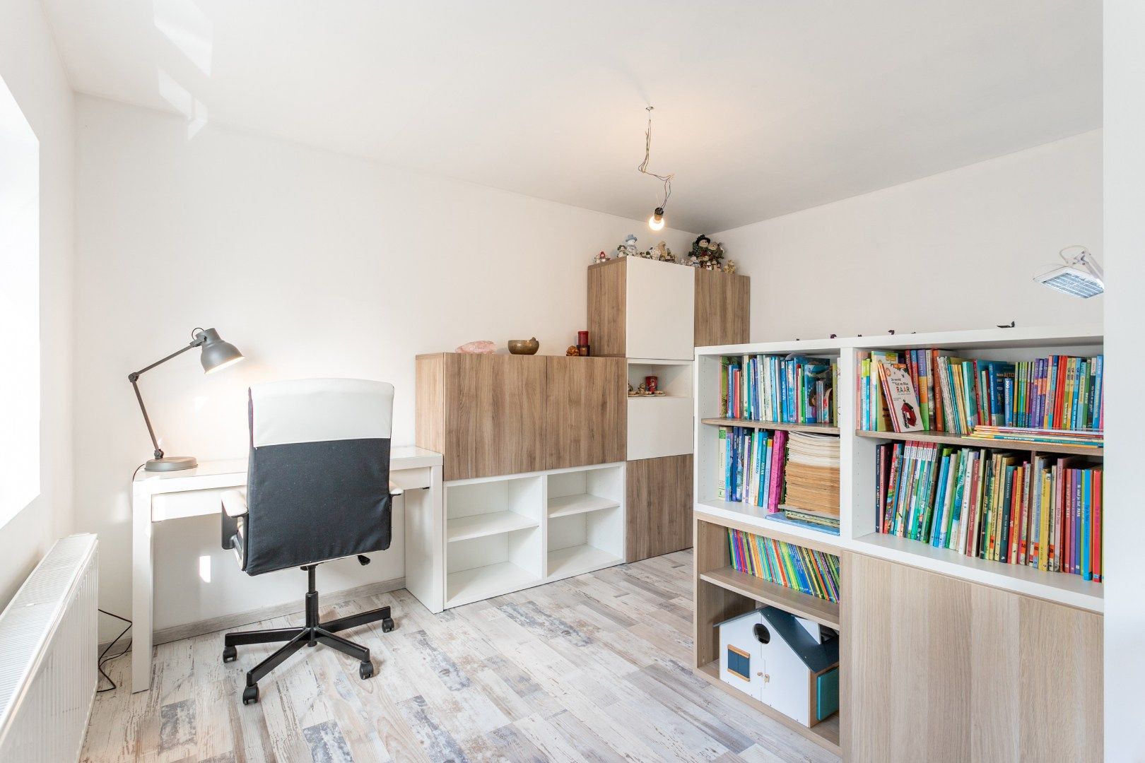 Instapklare woning met 5 slaapkamers en tuin te Lembeek foto 21