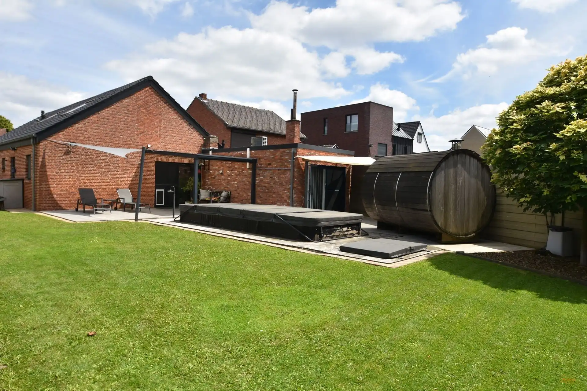 handelshuis (handelspand + woonst) foto 4
