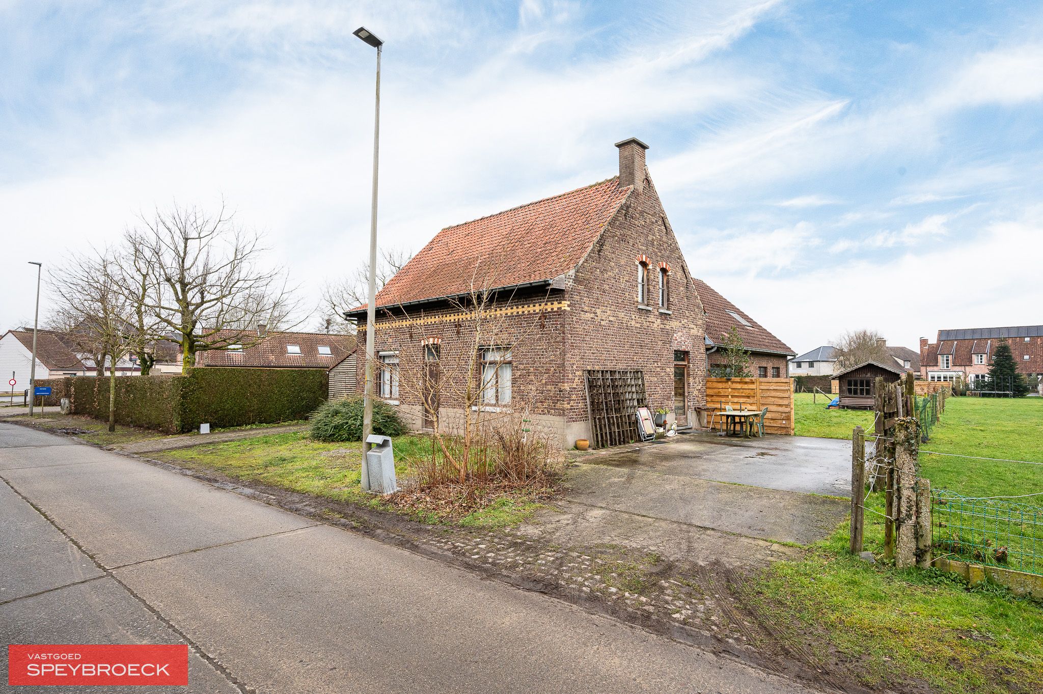 TE KOOP IN DE PINTE foto 4