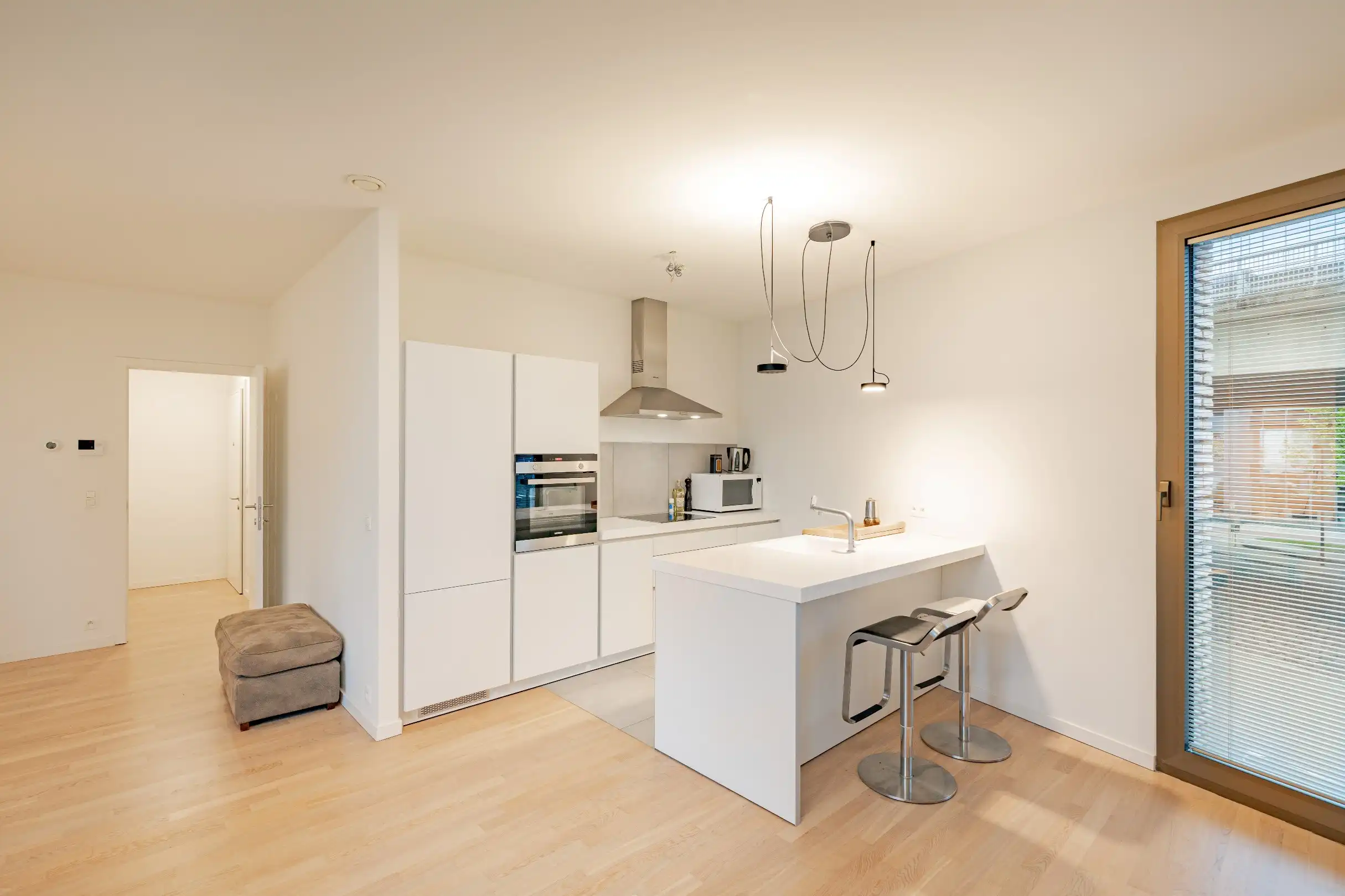 Gemeubeld 2-slaapkamer appartement aan de Vaartkom! foto 7