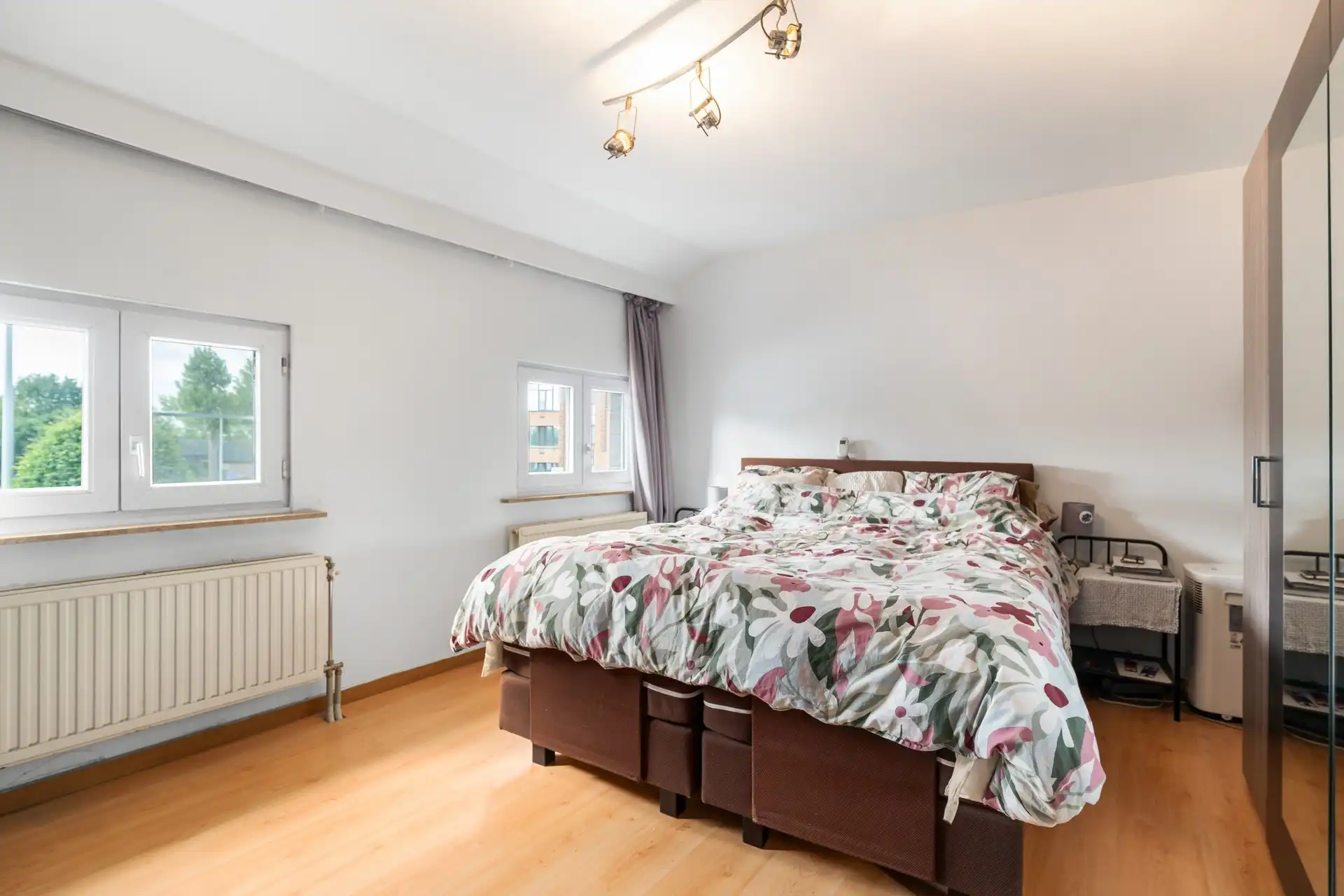Charmante instapklare starterswoning met 3 slaapkamers, vlak bij Recreatiedomein De Schorre.  foto 9