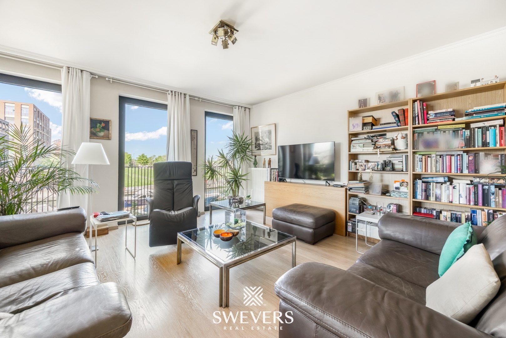 Ruim en modern appartement met zicht op de haven in bruisend Quartier Blue foto 3