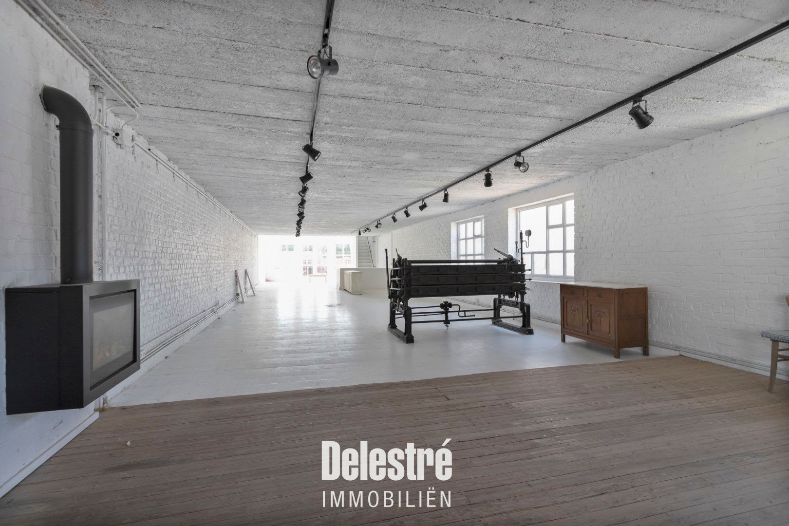 ** IN OPTIE ** LOFTVIBES 750 M2 LEO DE BETHUNELAAN.  foto 10