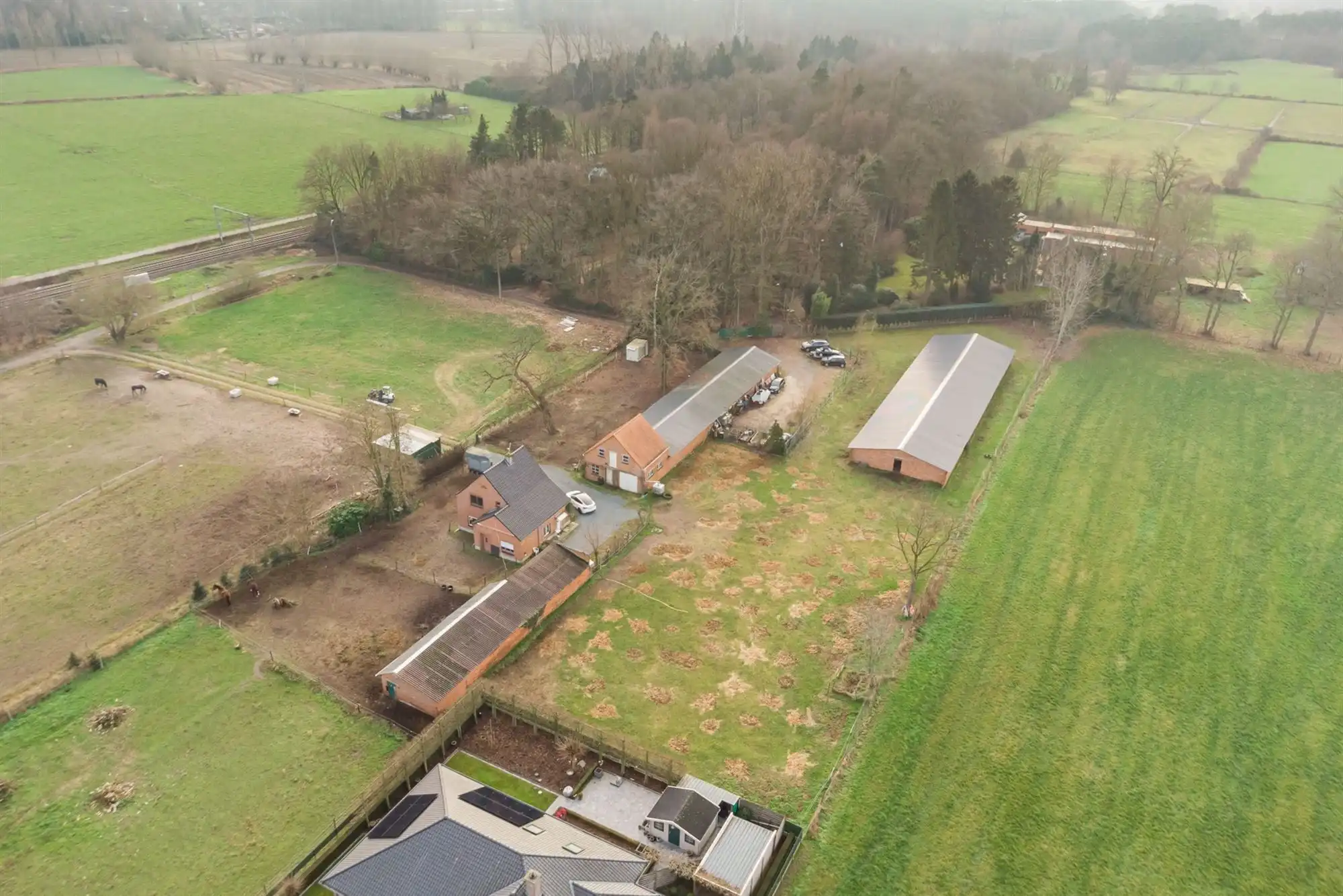 Te renoveren hoeve met enorm veel potentieel foto 21