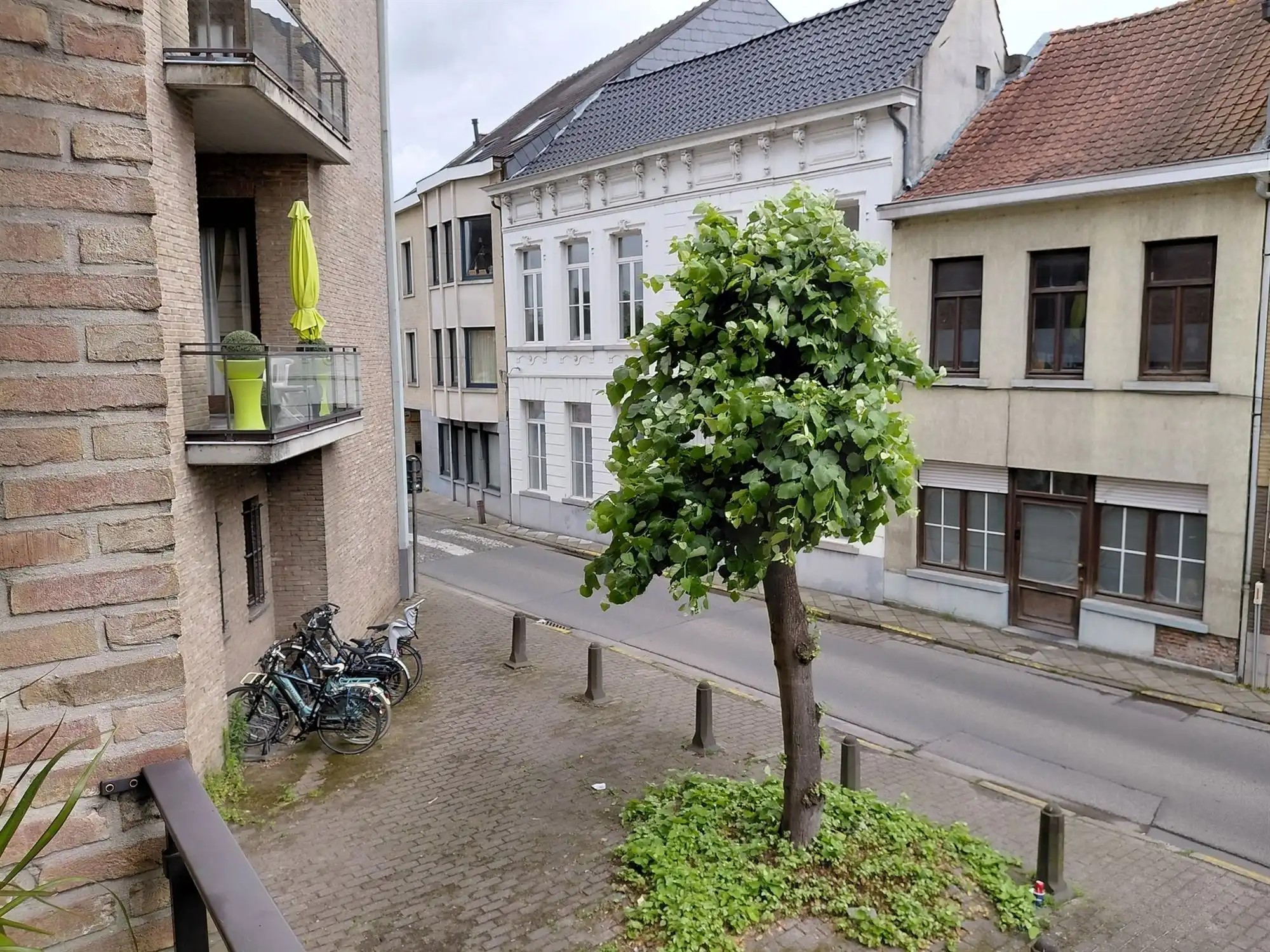 Appartement met 2 slaapkamers. Aan de rand van het centrum. foto 10