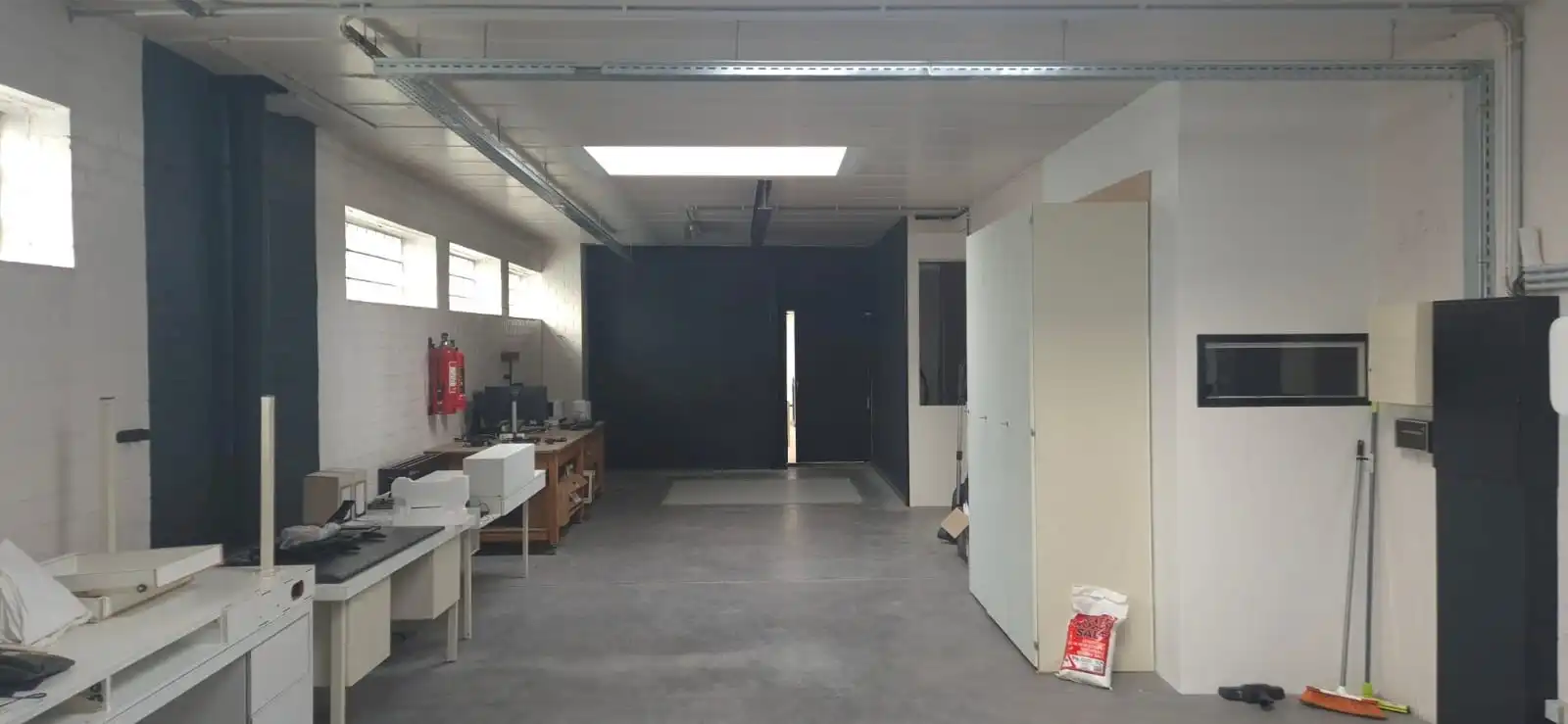  Industrial vintage ruimte met parking en gemeenschappelijke voorzieningen foto 4