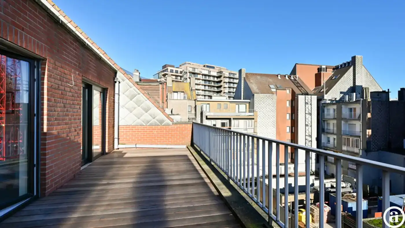 Penthouse-appartement vlakbij de zeedijk met zonneterrassen  foto 12
