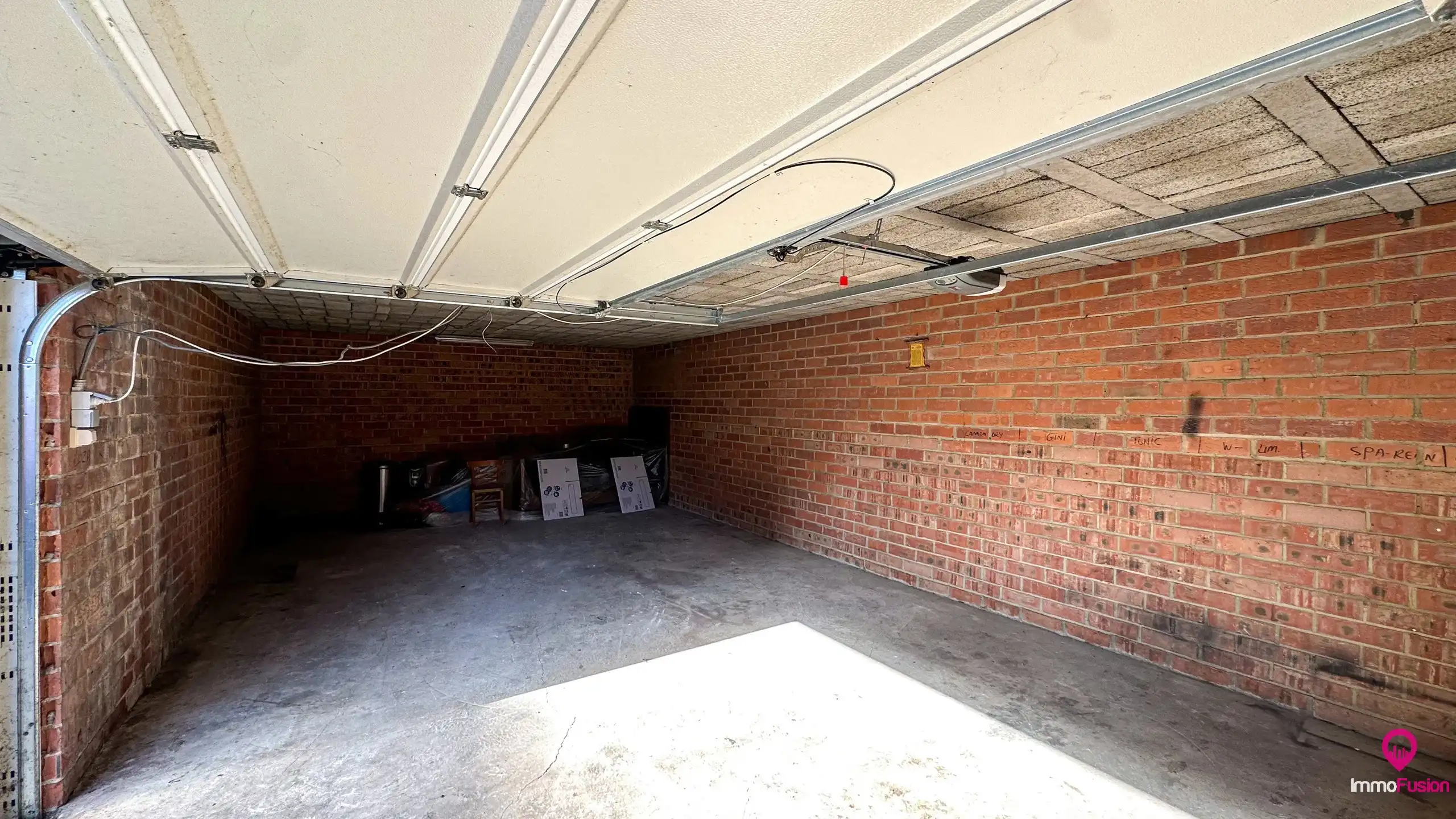 Ruim handelspand met garage in het centrum van Beringen! foto 17