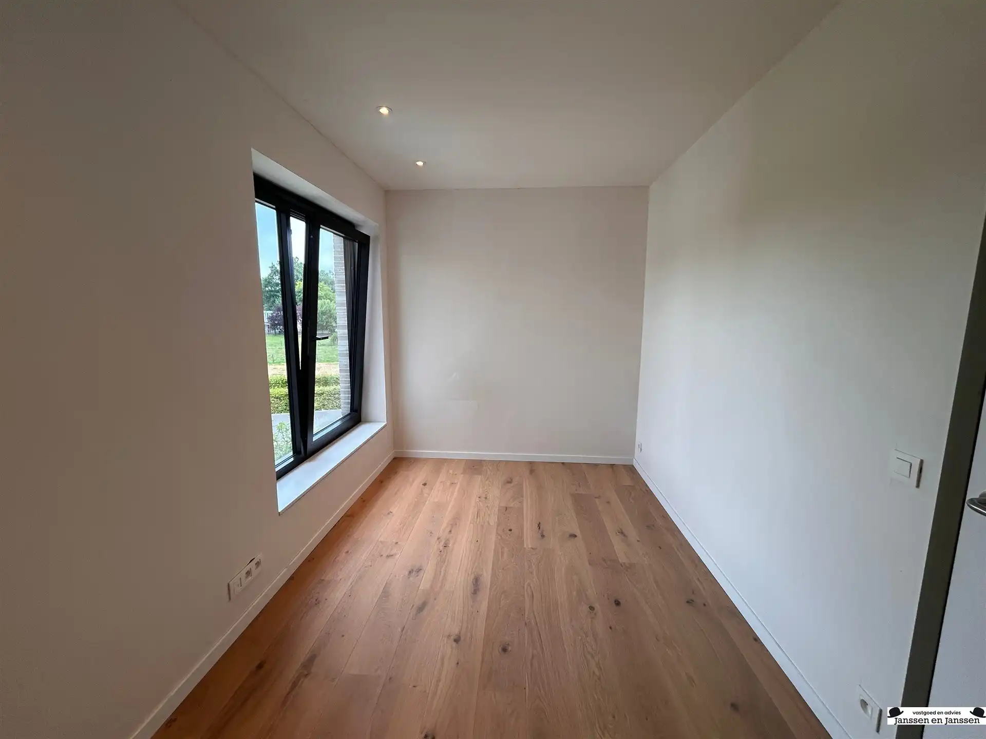 BEN-woning met 4 slaapkamers in het hartje van Gooreind foto 12