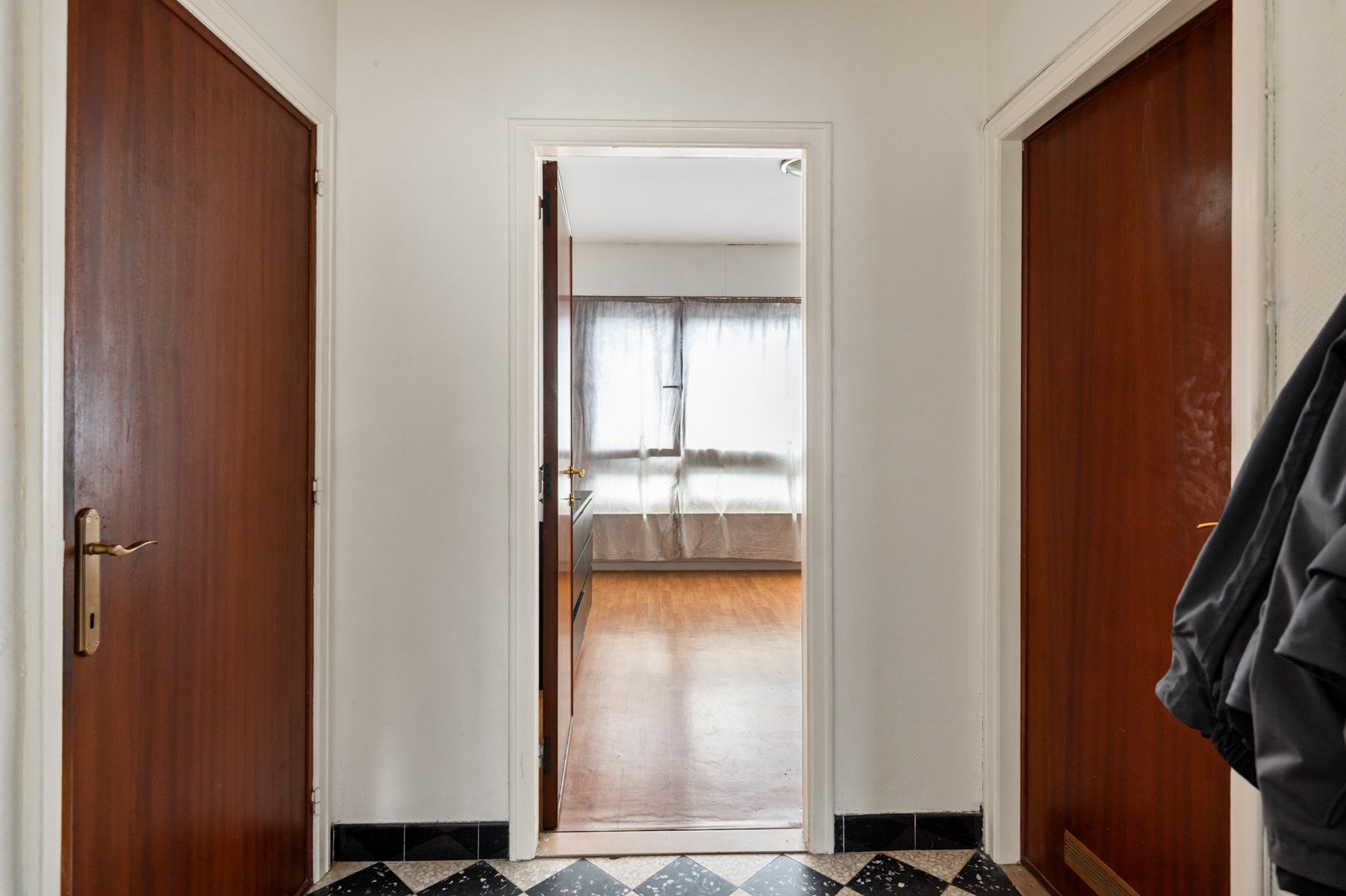Te renoveren gebouw met twee appartementen in Elsdonk foto 5