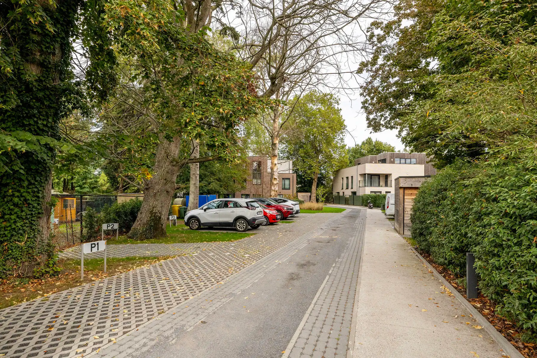Recente woning met 3 SLP, 2 BK, tuin en 3 autostaanplaatsen foto 24