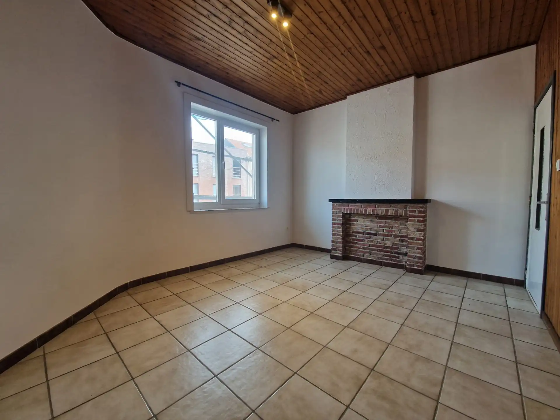 Appartement met 2 slaapkamers en garage op centrale locatie foto 6