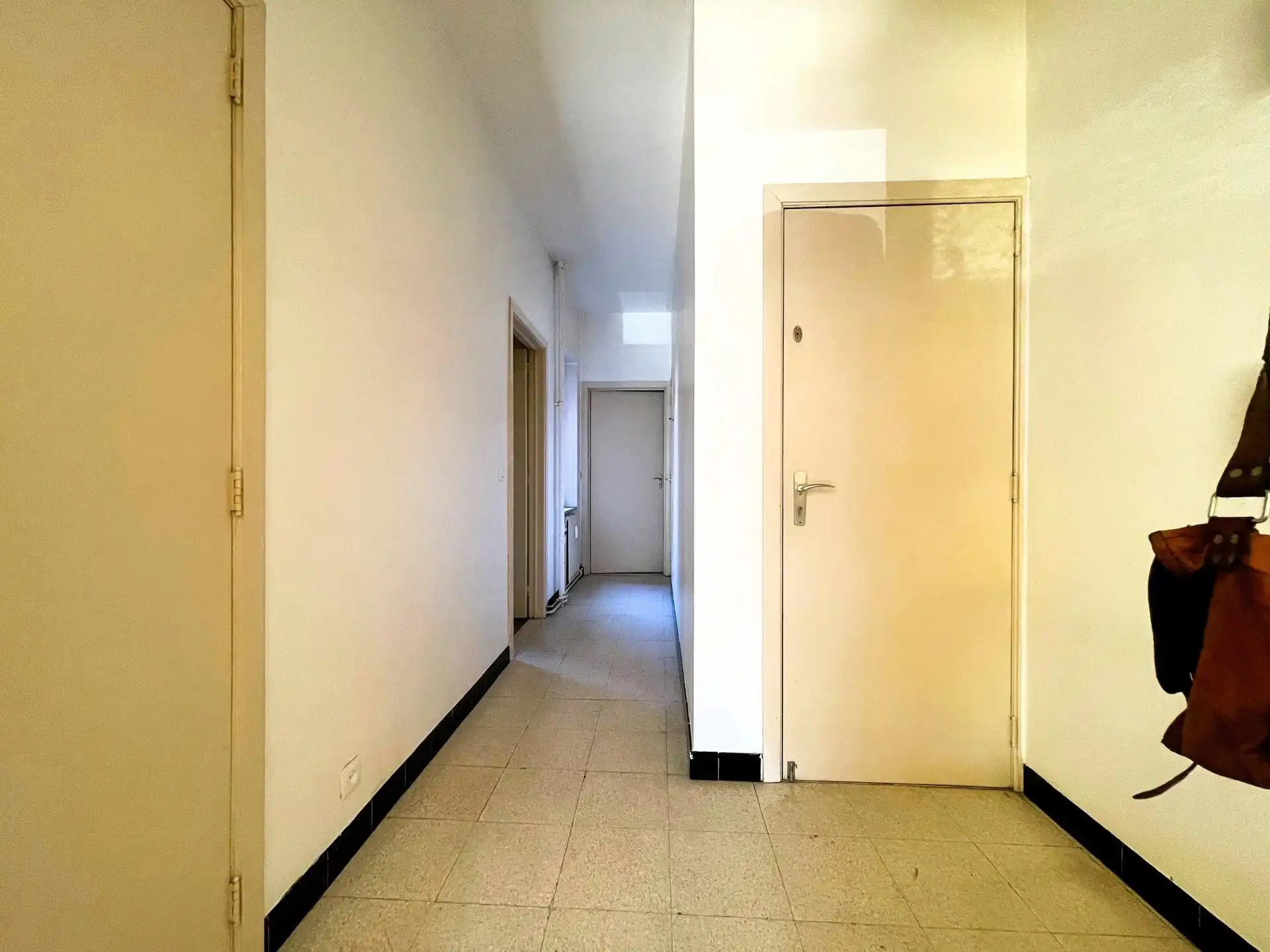 Kantoor te huur foto 8