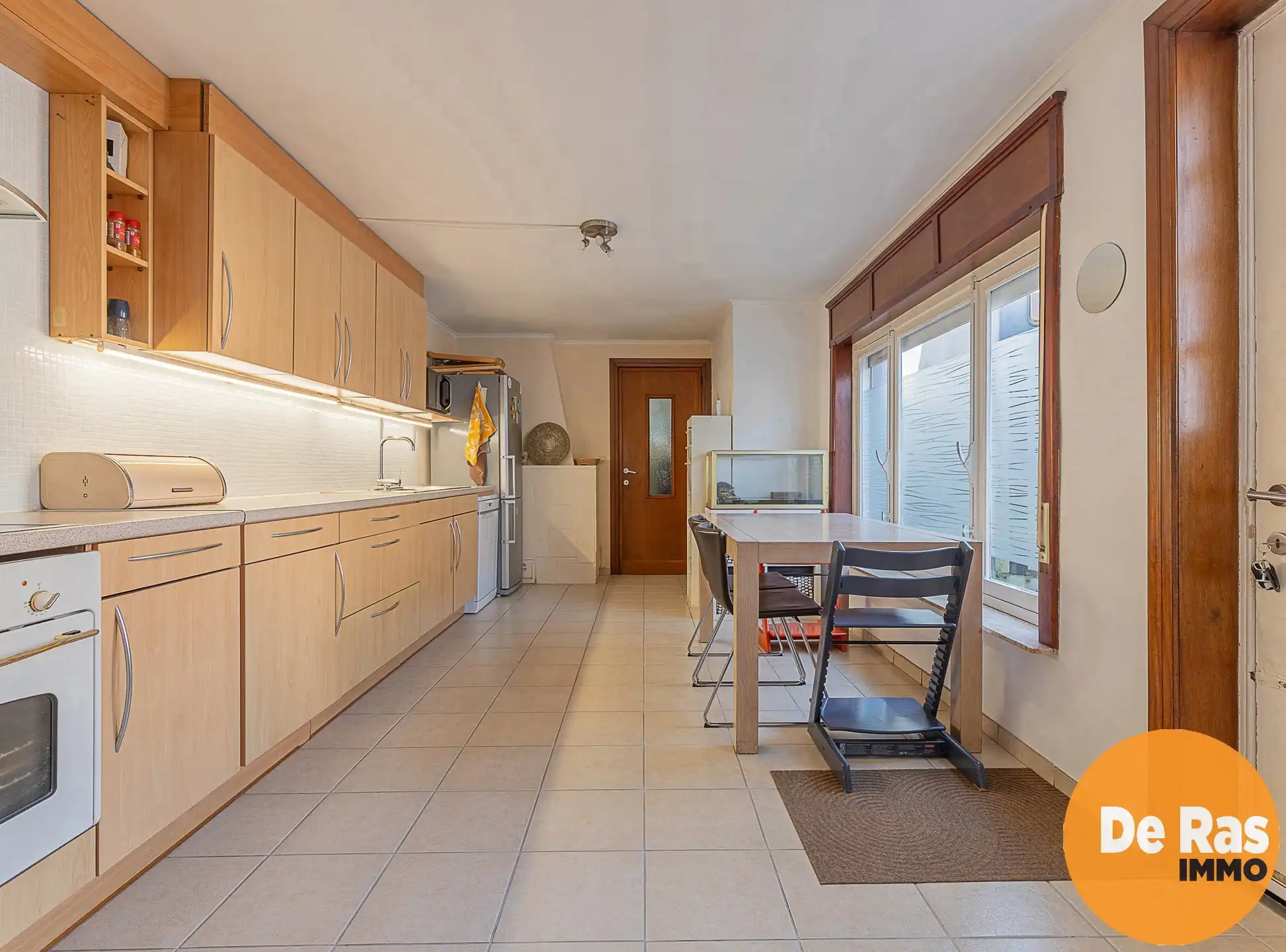 HELDERGEM - Gezellige woning met tuin, weide en stallen foto 8