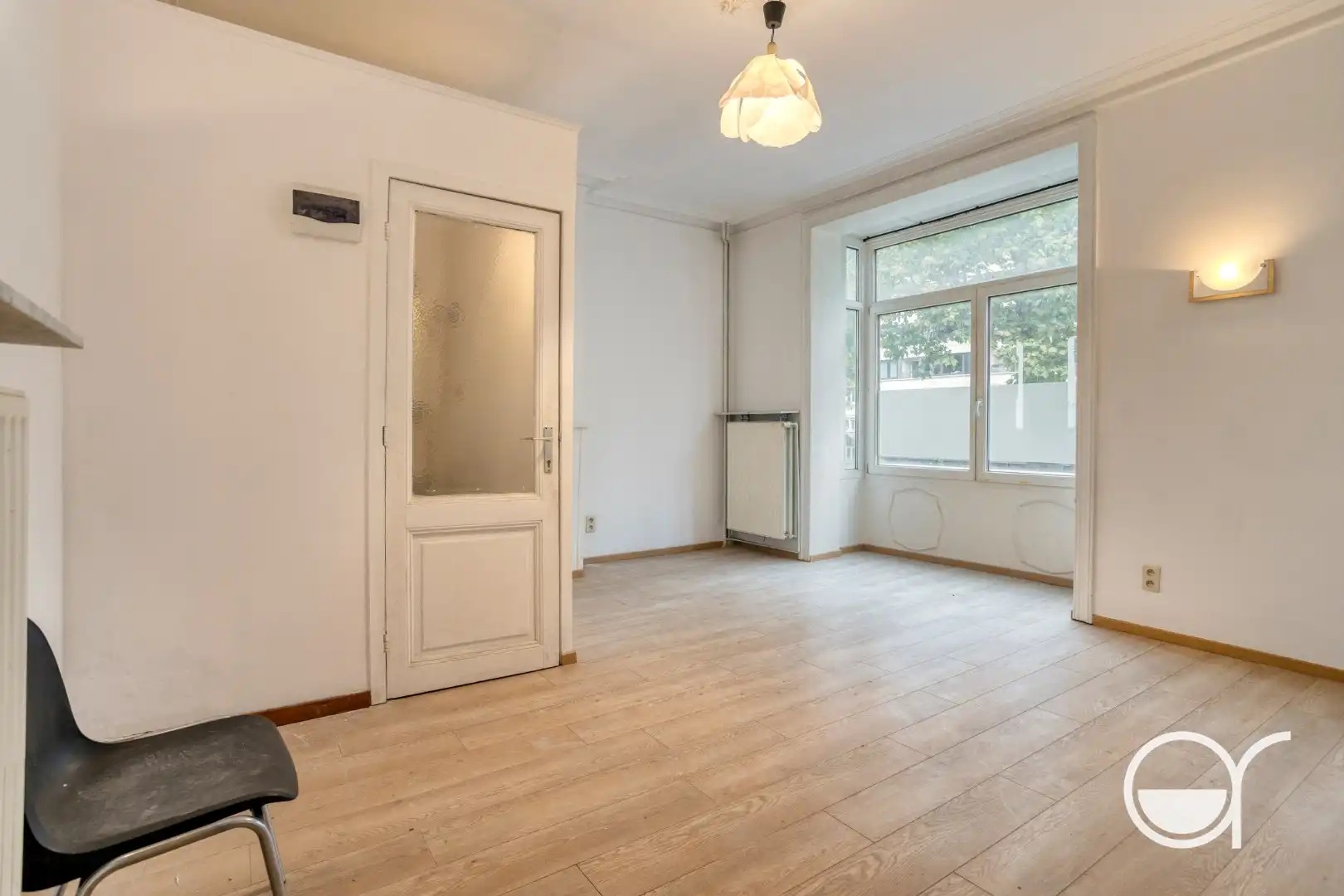 Herenwoning aan Sint-Pietersstation met tuintje en garage foto 13