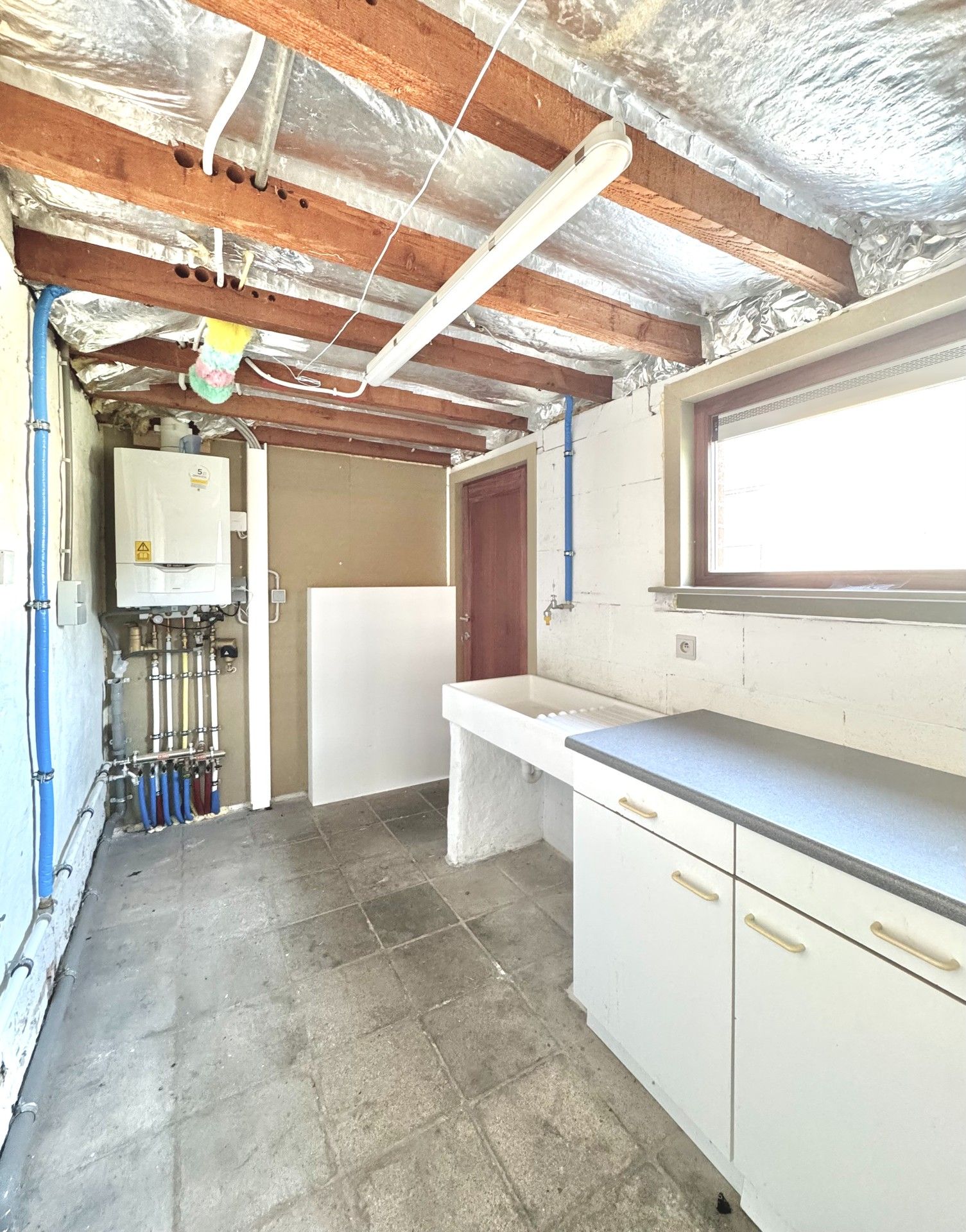 HALFOPEN WONING MET 3 KAMERS EN TERRAS foto 16