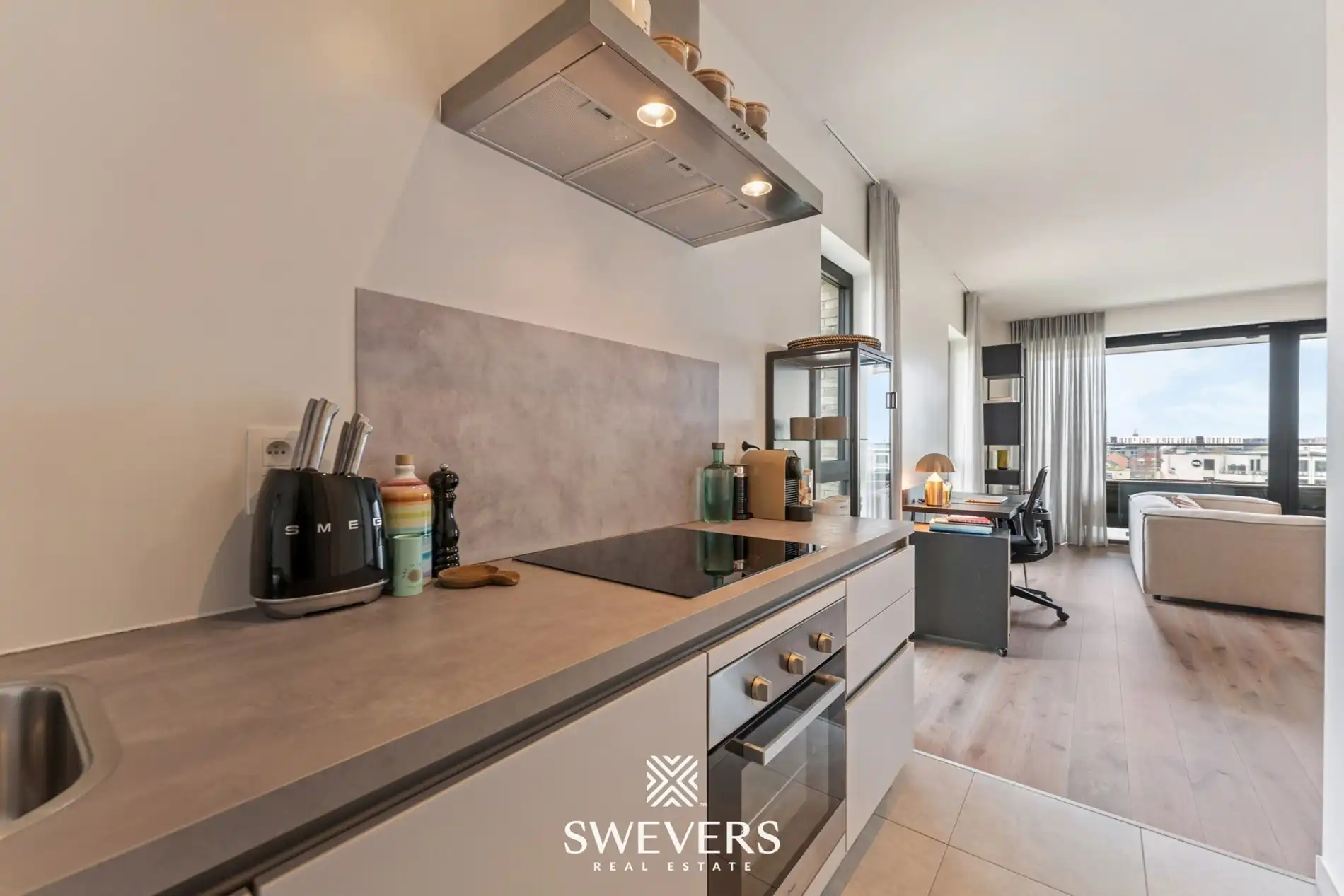 Luxueus, energiezuinig appartement met zonnig terras met skyline in centrum Hasselt  foto 9