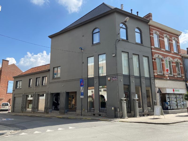 Gezellig APPARTEMENT met 1 slaapkamer in volle centrum foto 1