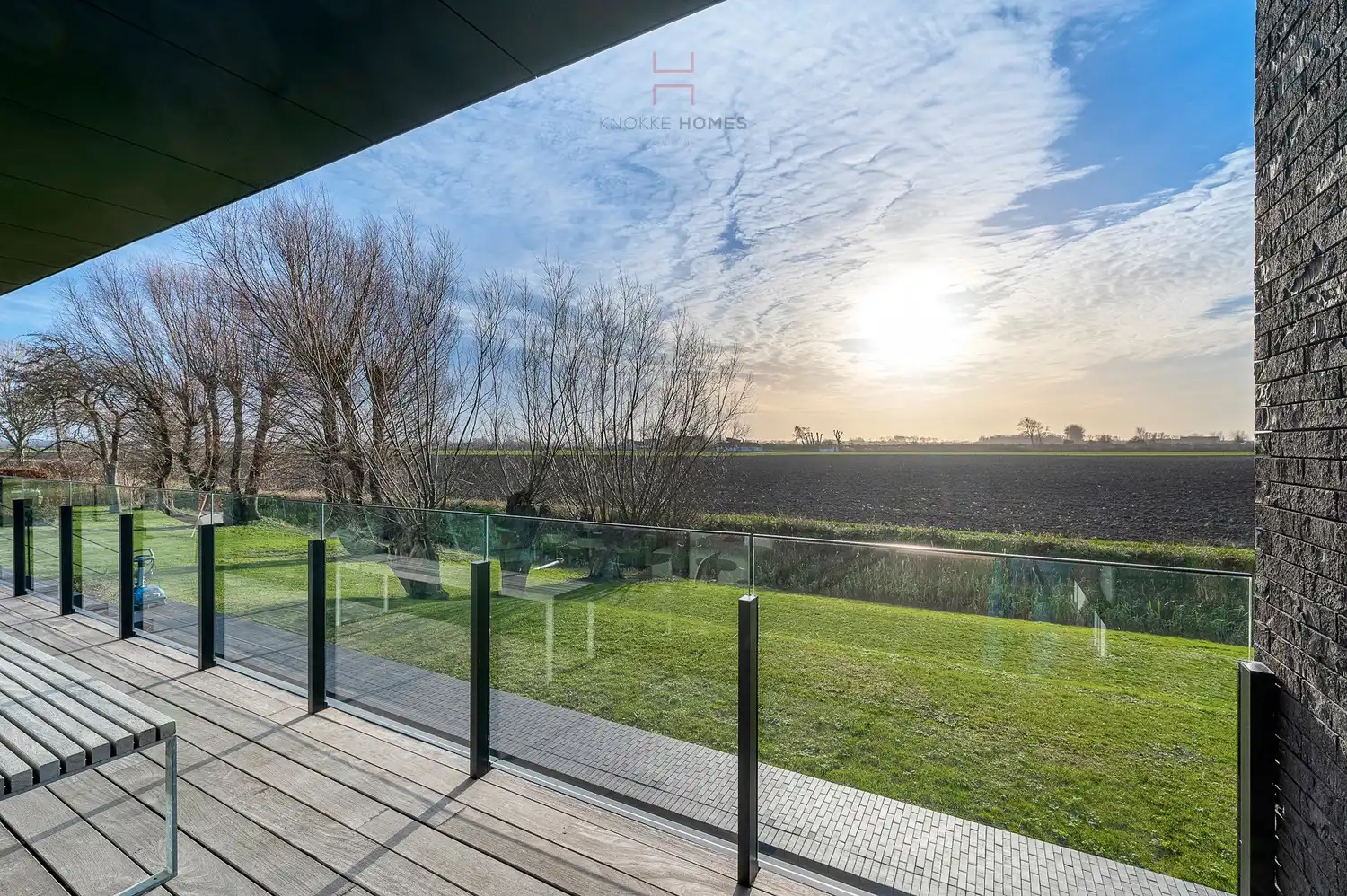 Exclusieve high-end hoeve-villa met panoramische polderzichten nabij de Oosthoek-Zoute. foto 4