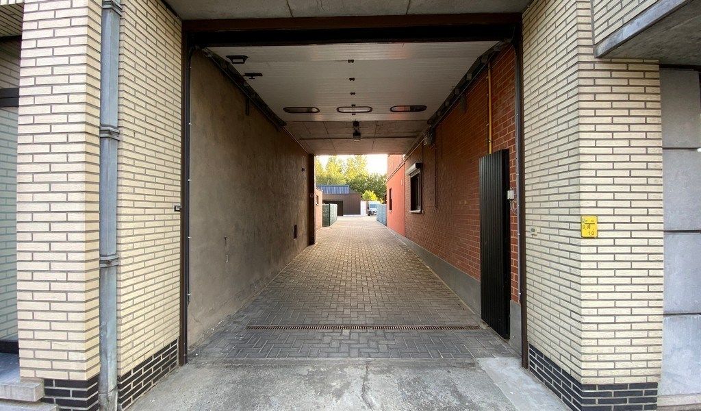 Gerenoveerde loods te huur in Oosterzele (Balegem) foto 13