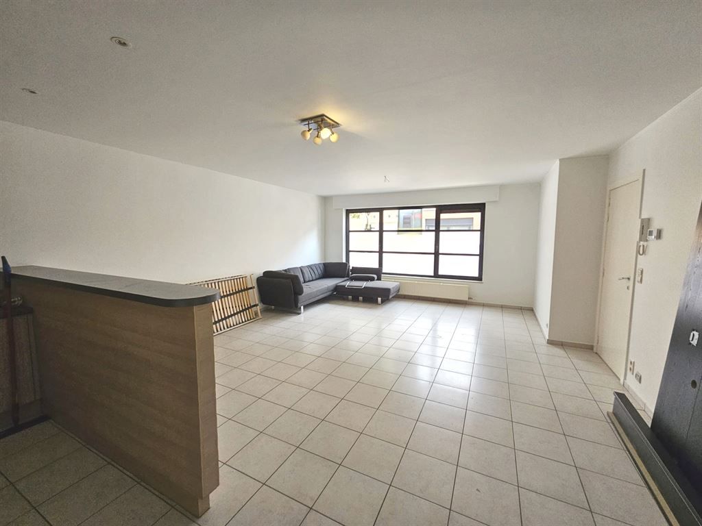 appartement met 2 slaapkamers en terras foto 2