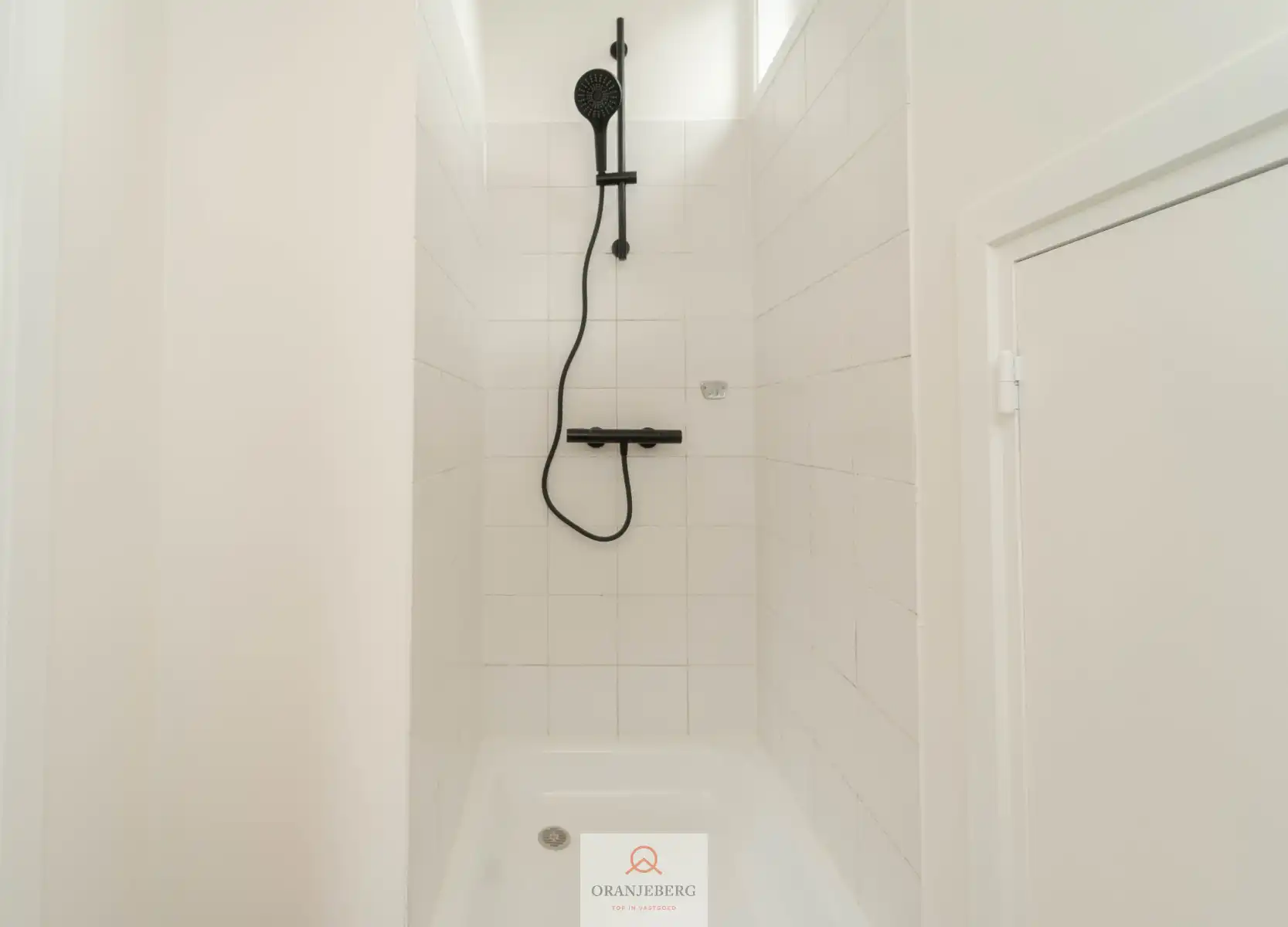 Instapklaar duplex-appartement Wondelgem! foto 14