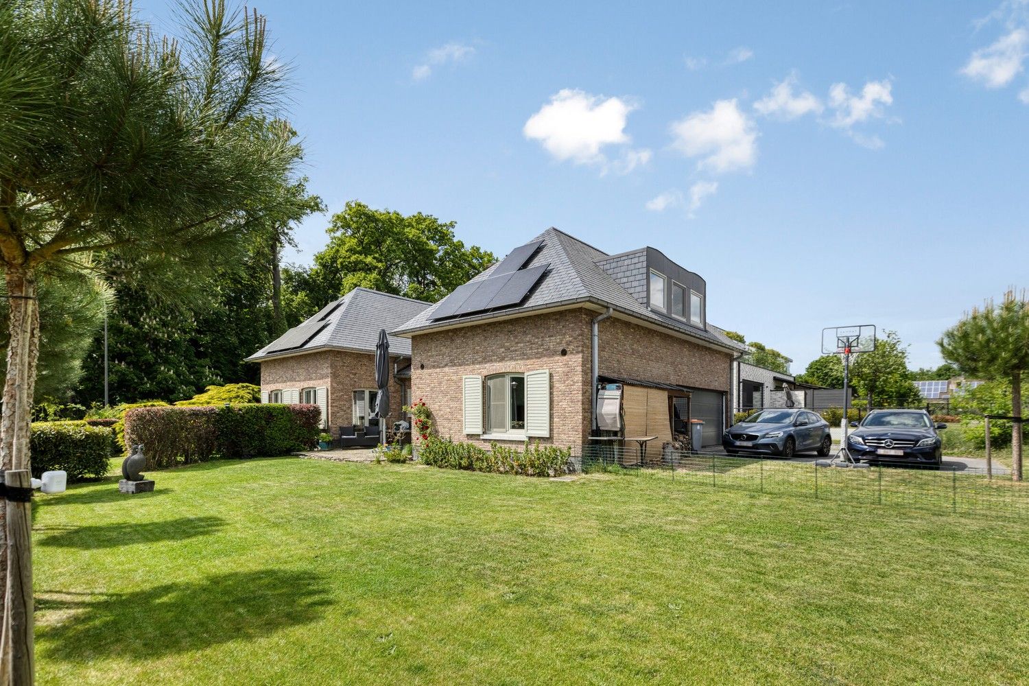 Schitterende woning met authentieke elementen in het goed gelegen Munsterbilzen, Bilzen-Hoeselt! foto 12