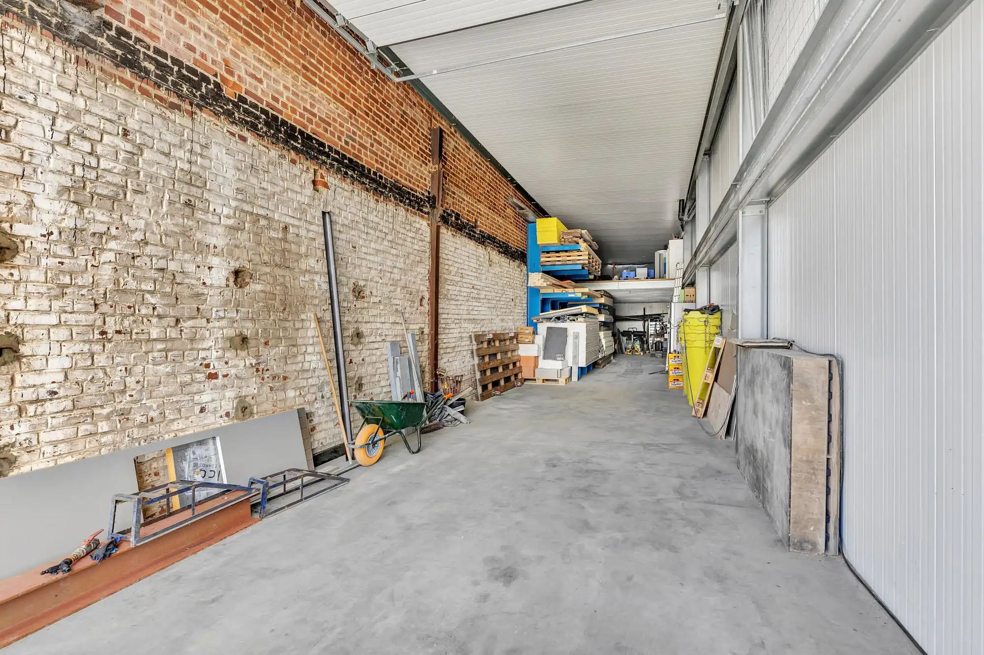 Magazijn te koop van 105m² in Kerksken foto 2