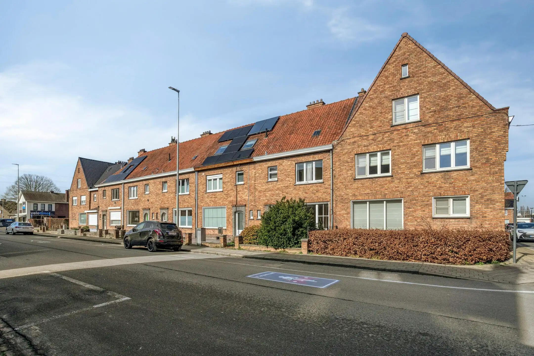 Te renoveren huis met tuin, uitweg en garage in Rumbeke foto 21