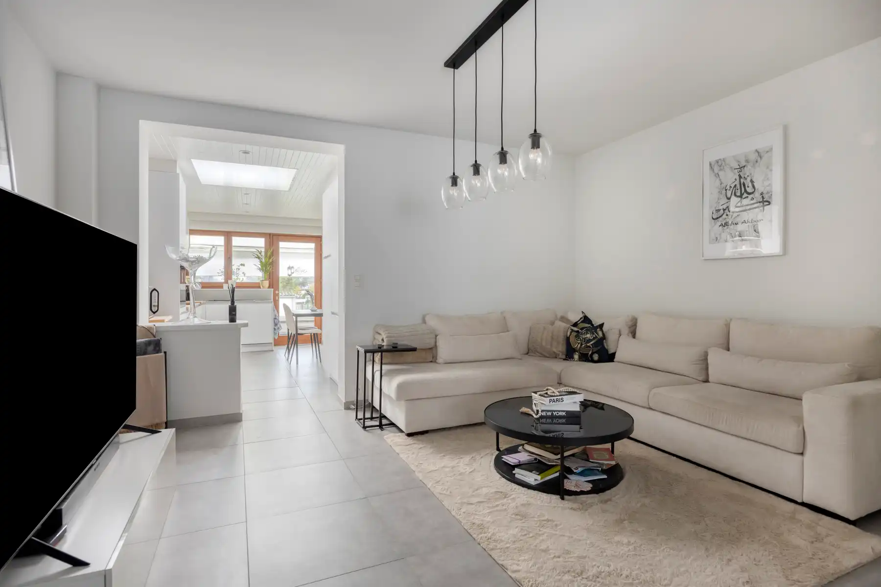 GERENOVEERDE WONING MET  2/3 SLAAPKAMERS  IN ASSE CENTRUM! foto 3