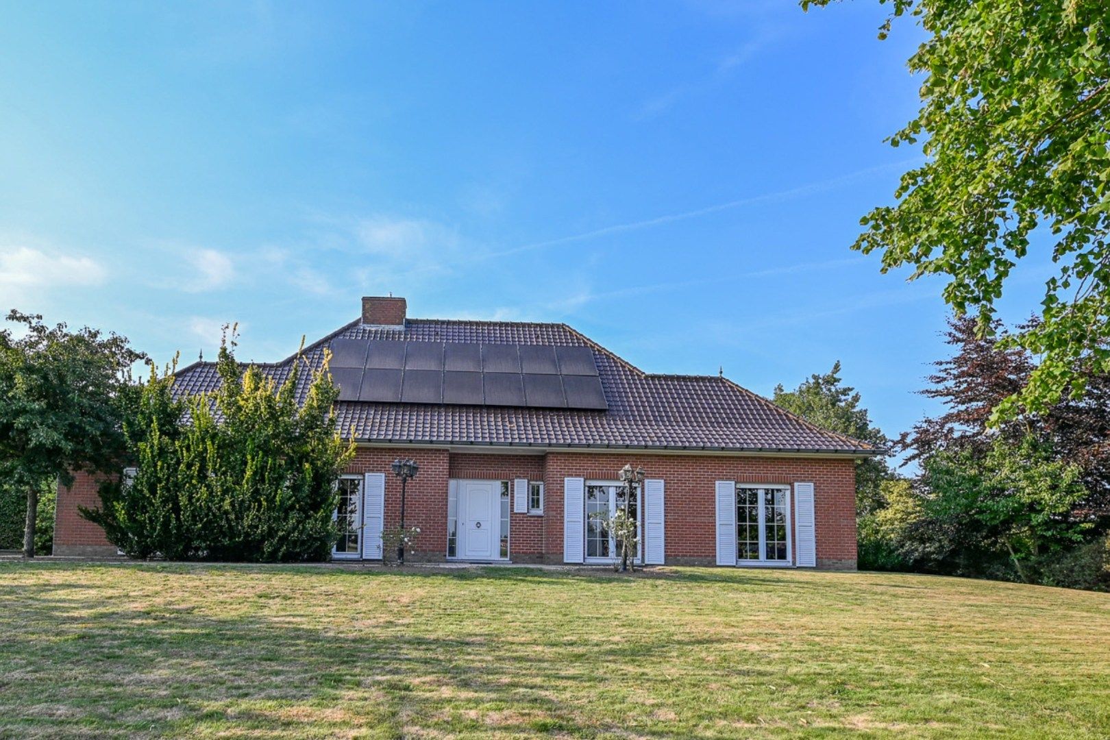 Villa met weide 3.500 m2 en akkerland van 1,4 Ha mét vergunning voor een nieuwe loods van 300 m2  foto 24
