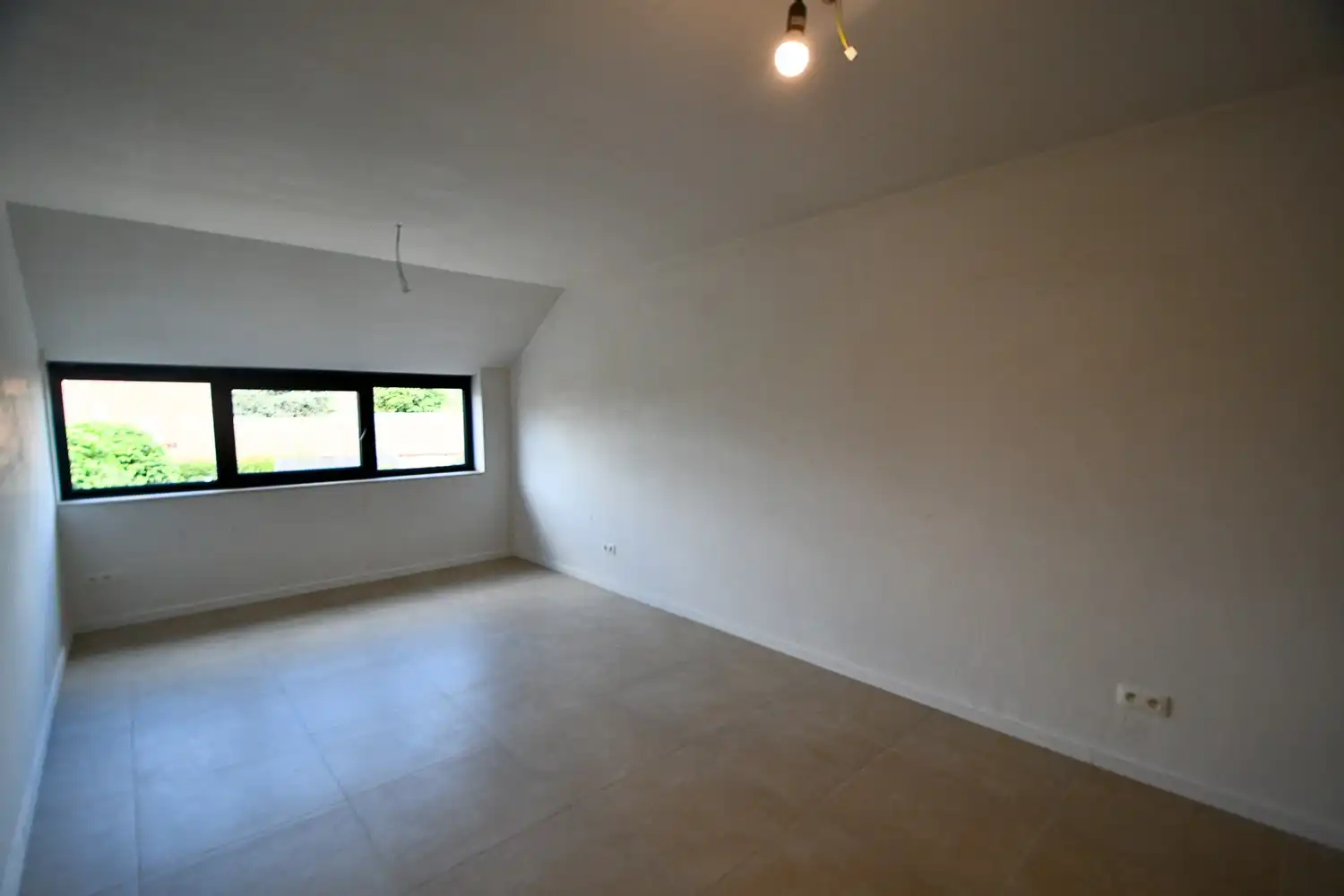 Instapklare nieuwbouwwoning met 4 slaapkamers en hoge afwerkingsgraad foto 13