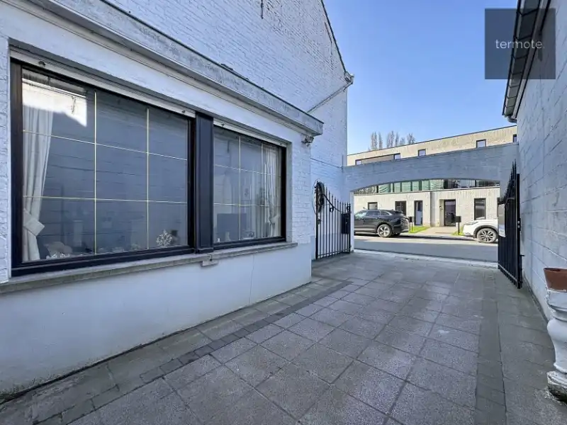 halfopen woning foto 14