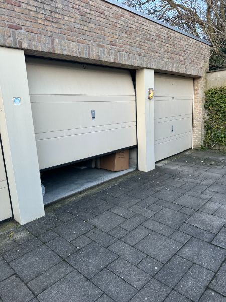 Ruim appartement inclusief kelderberging en garage! foto 25