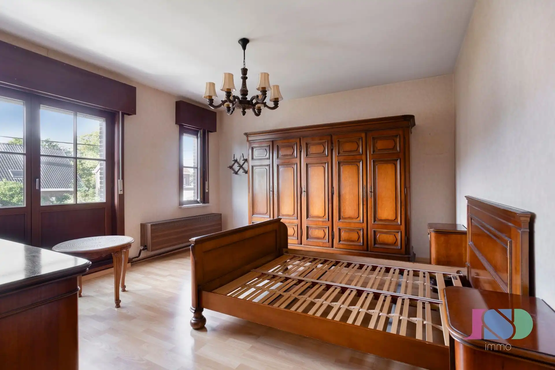 Te renoveren woning met potentieel foto 14