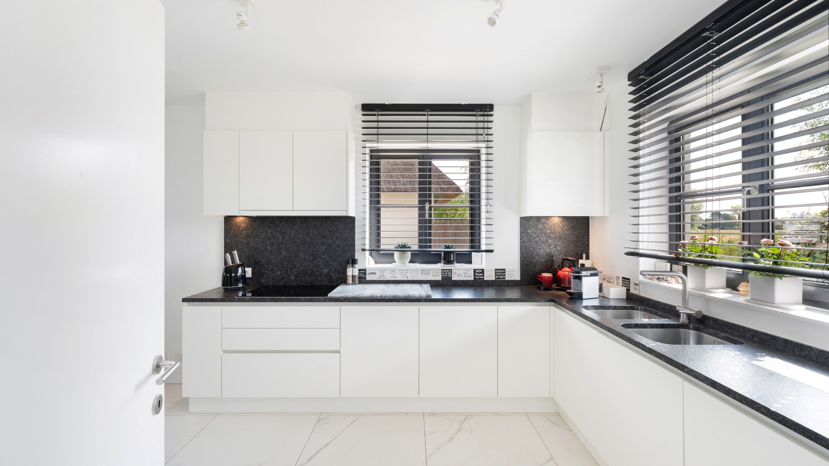 Recente hoekwoning met vijf kamers te Knokke foto 12