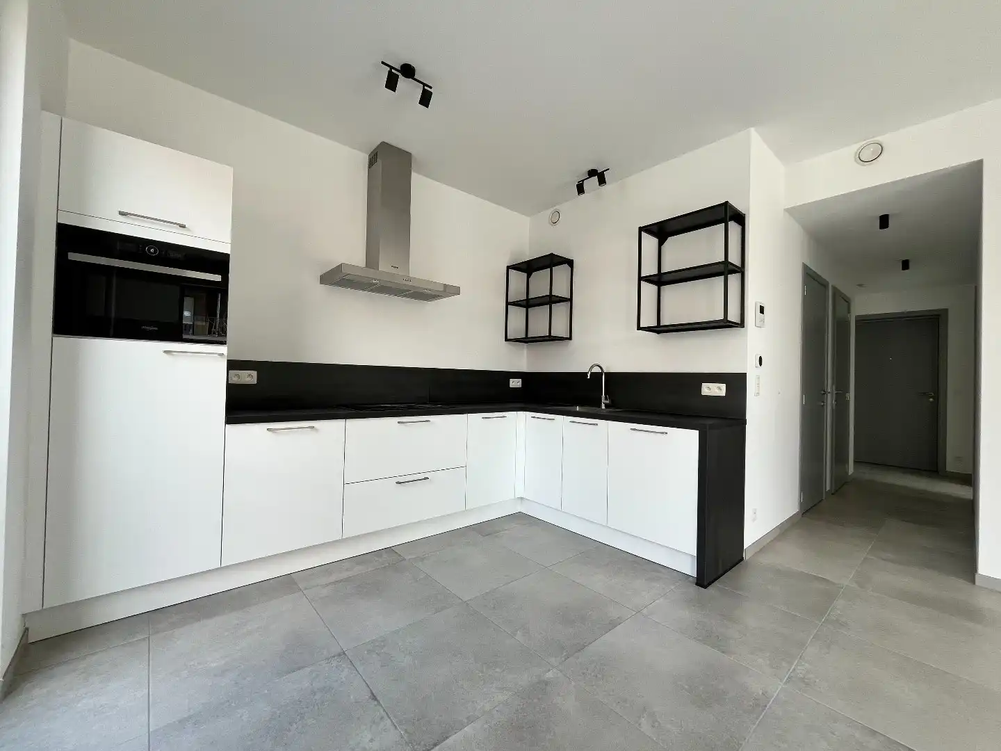 Prachtig 1 slpk-appartement met terras en autostaanplaats nabij het Galgenweel foto 7