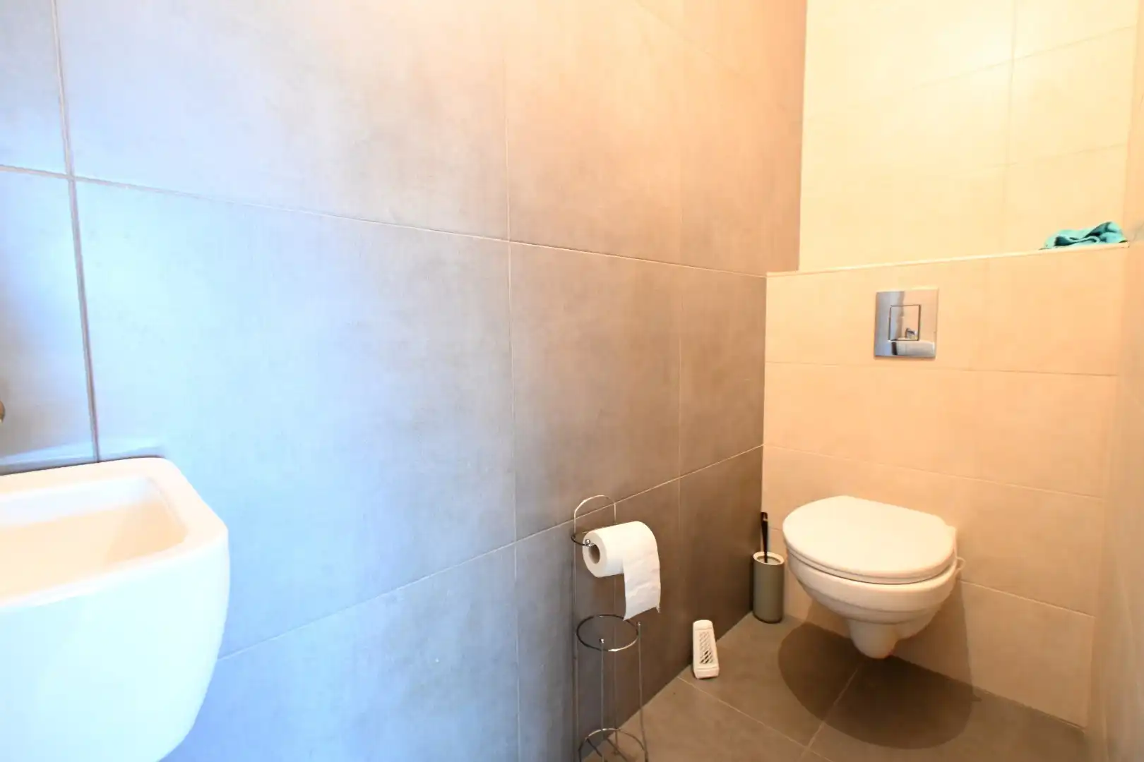 Knap ingericht ruim duplex-appartement met 3 slaapkamers te  Bilzen - Merem + autostandplaats foto 13