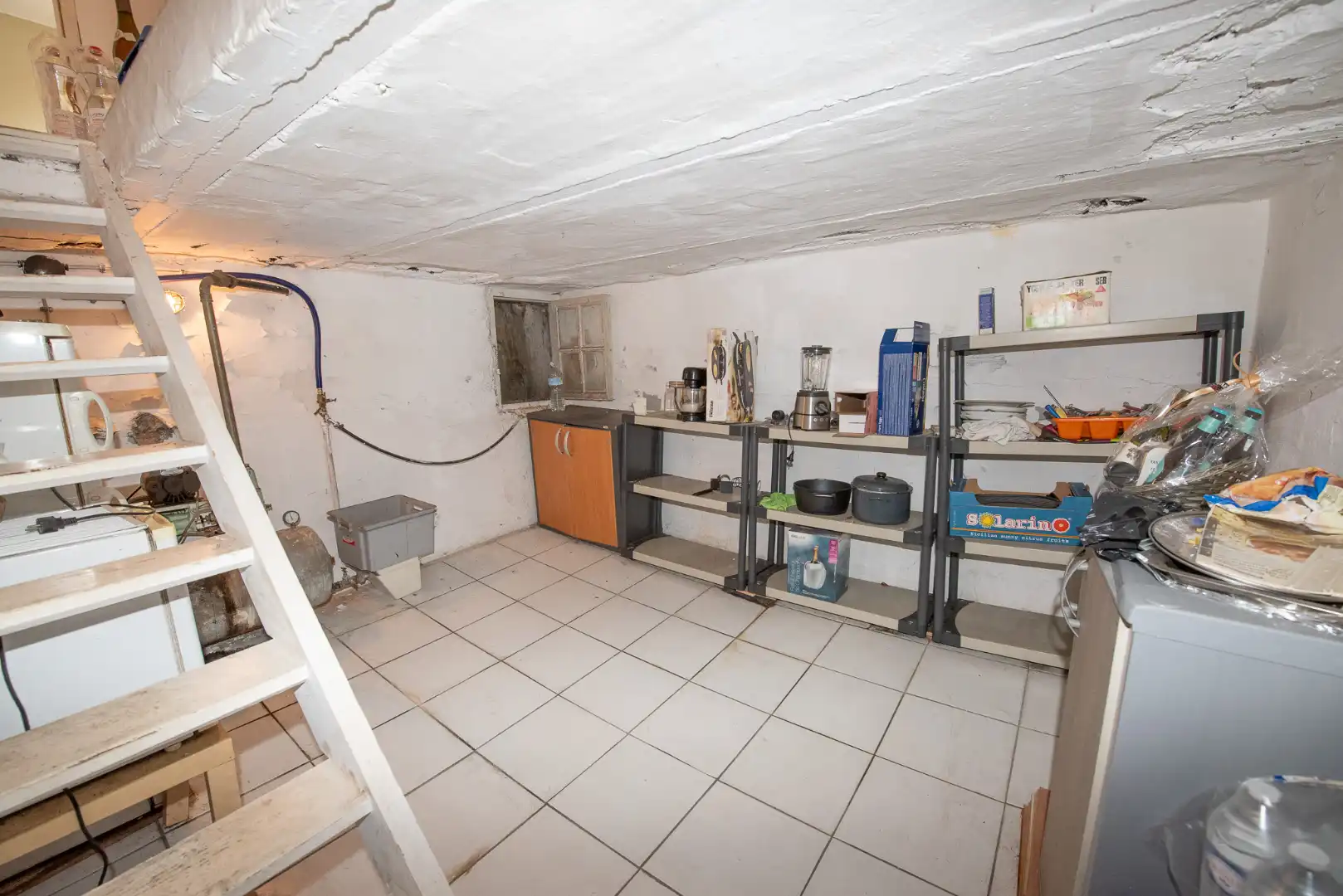 Halfopen bebouwing met 2 slaapkamers op groot perceel van 1305 m² foto 21