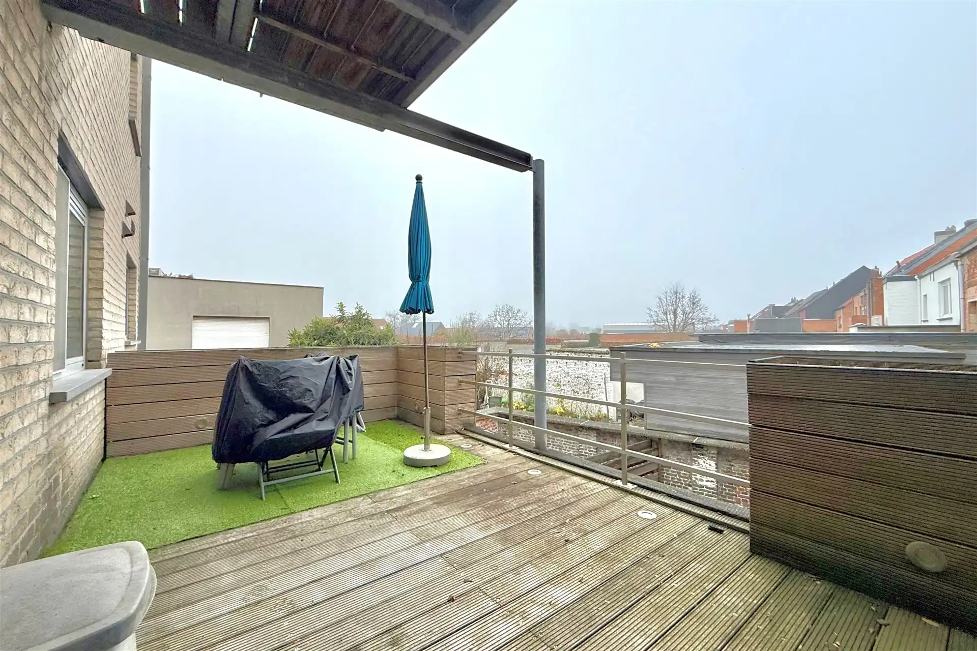 Instapklaar 2-slpk appt met terras en lift foto 17