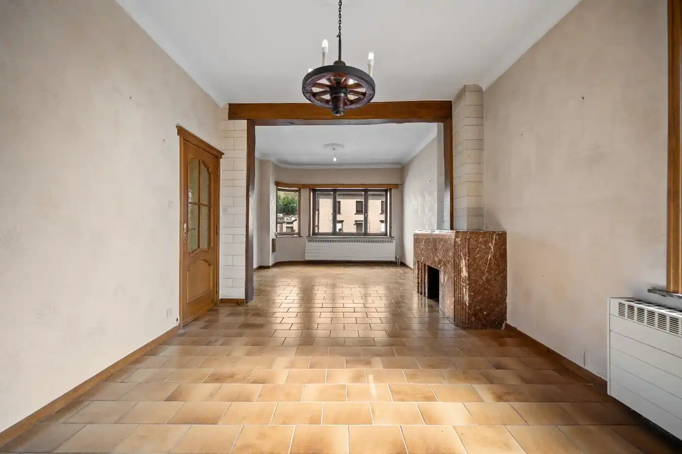 Te renoveren woning met ruime loods en stockagemogelijkheden  foto 19