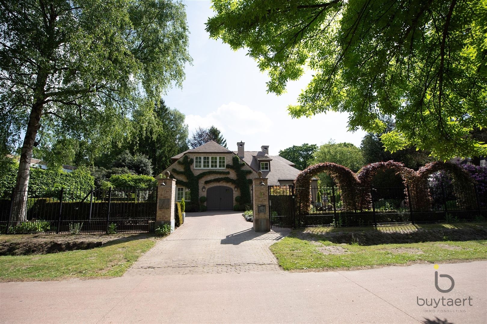 Stijlvolle villa vol originele elementen in het statige groene Koningshof! foto 29