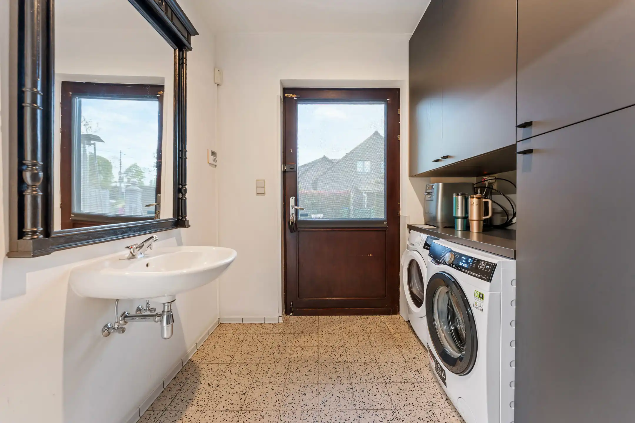 Ruime woning met tal van mogelijkheden te Valmeer foto 10