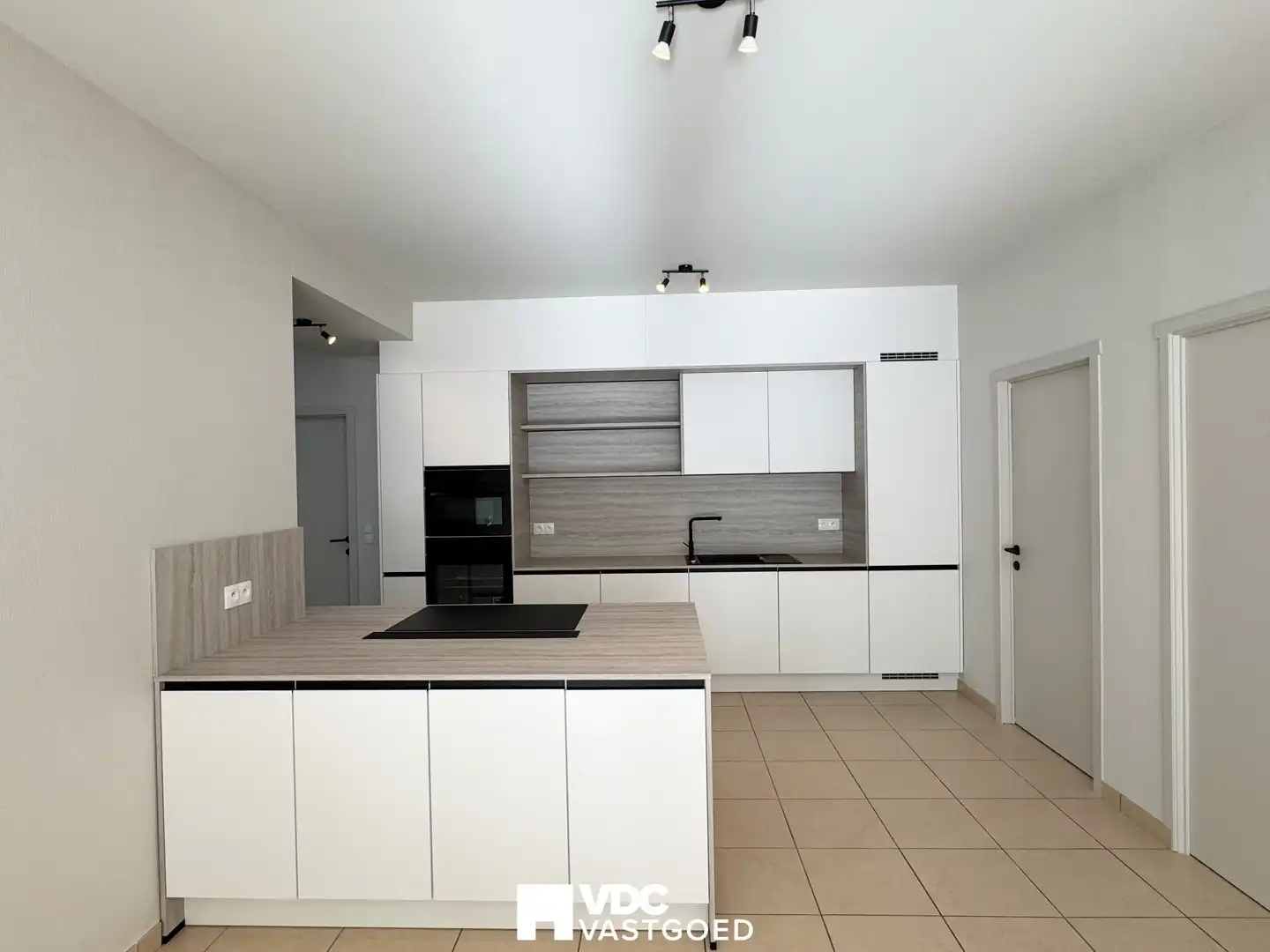 Prachtig gelijkvloers appartement in het centrum van Tongeren foto 6