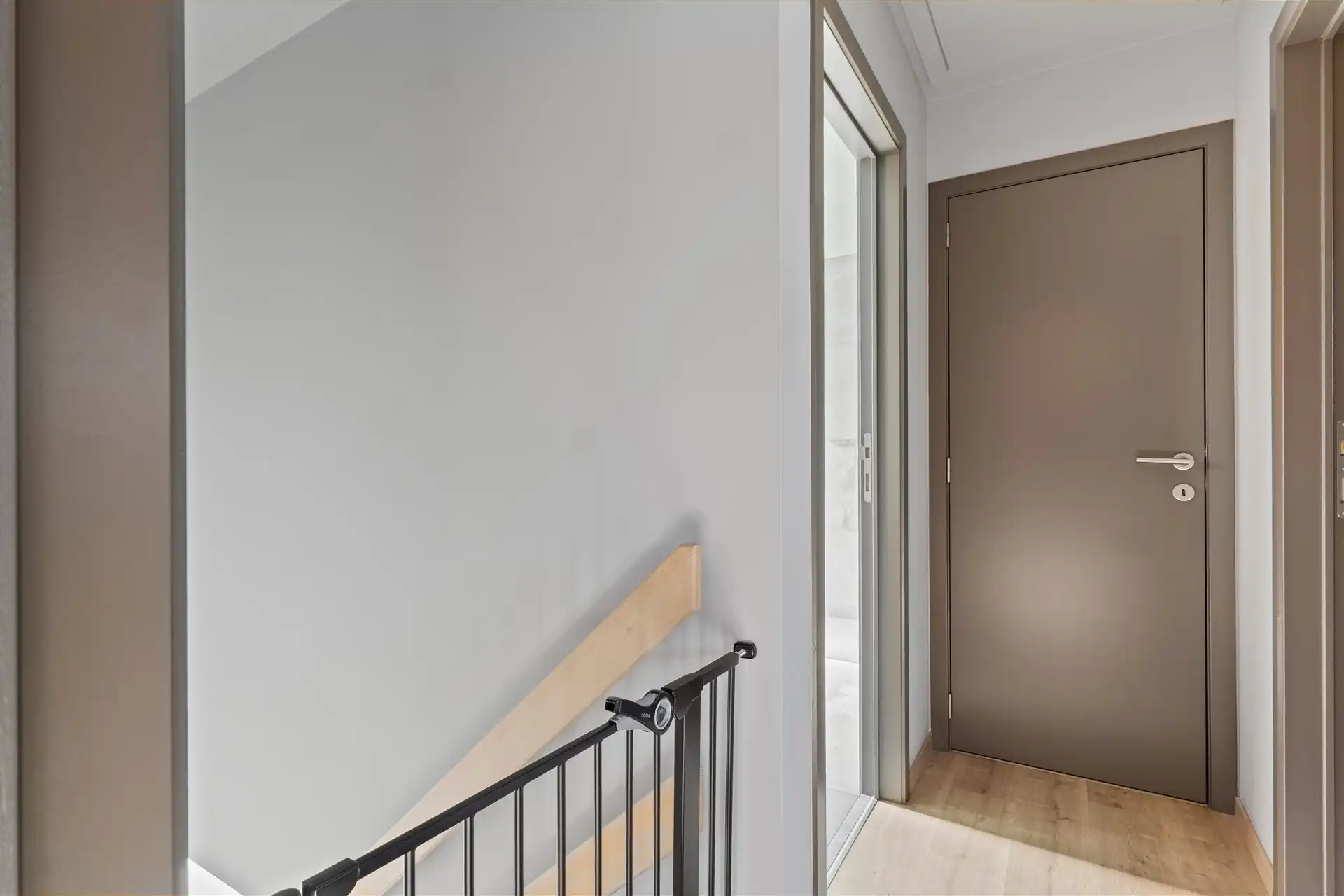 Gesloten bebouwing met 3 slaapkamers te Dendermonde foto 12