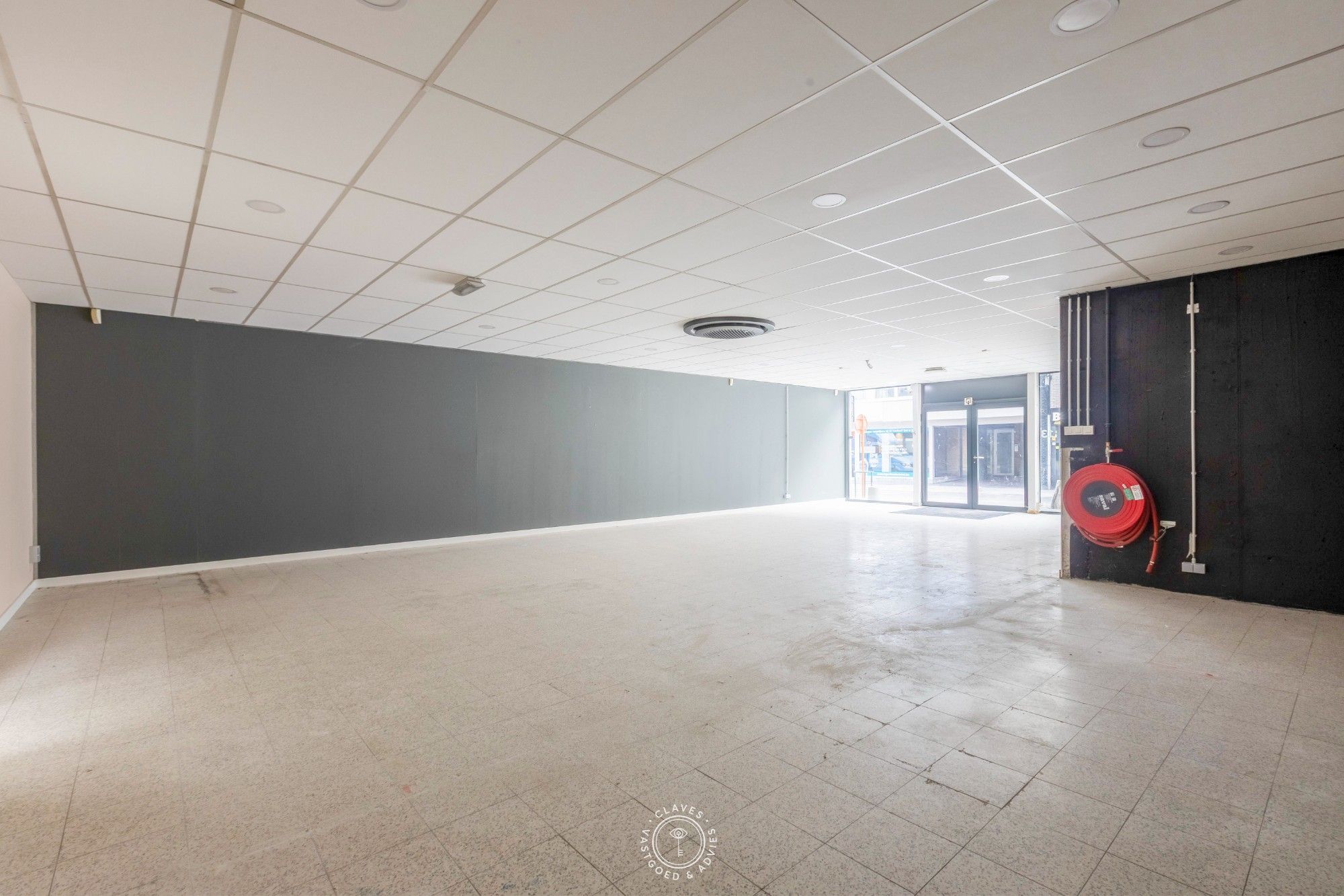 Ruim handelspand in het centrum van Temse foto 2